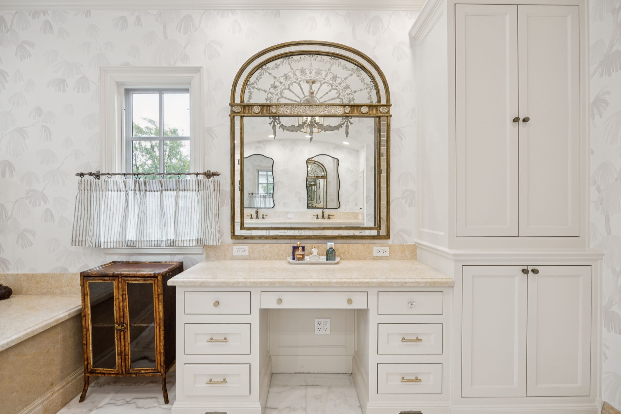 3818 Shenandoah Street