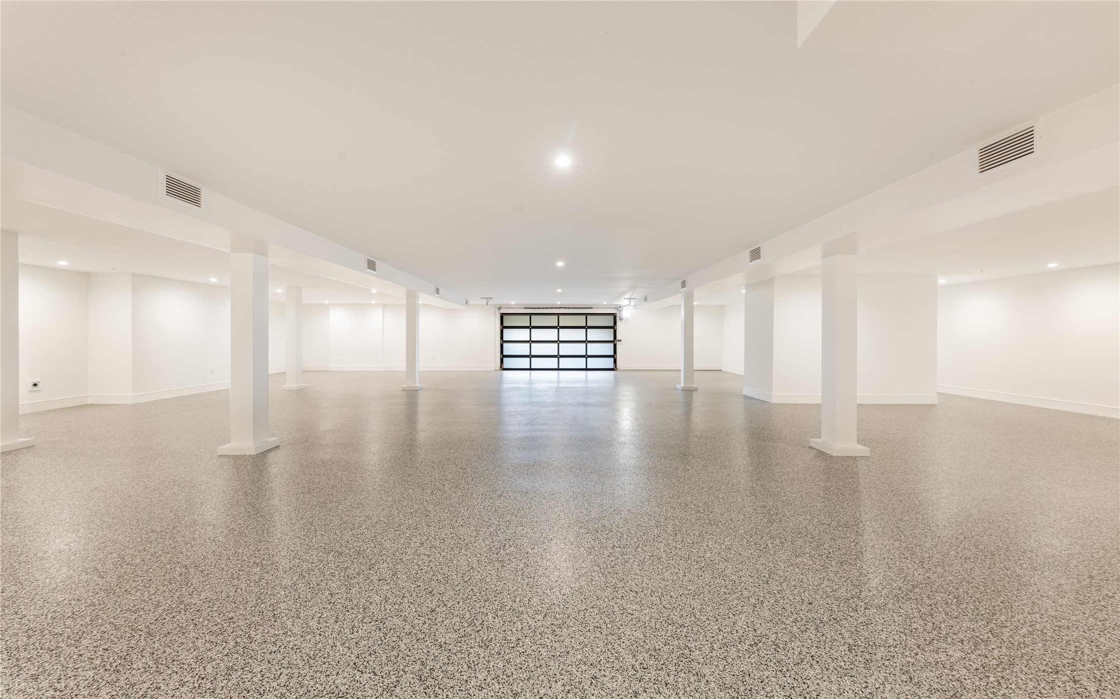 10010 Strait Lane