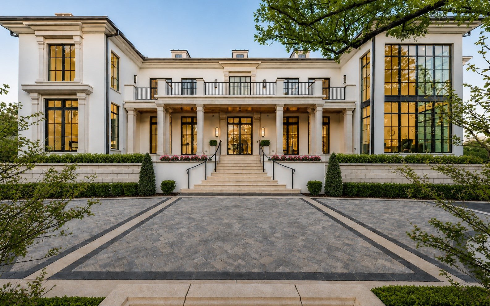 10010 Strait Lane