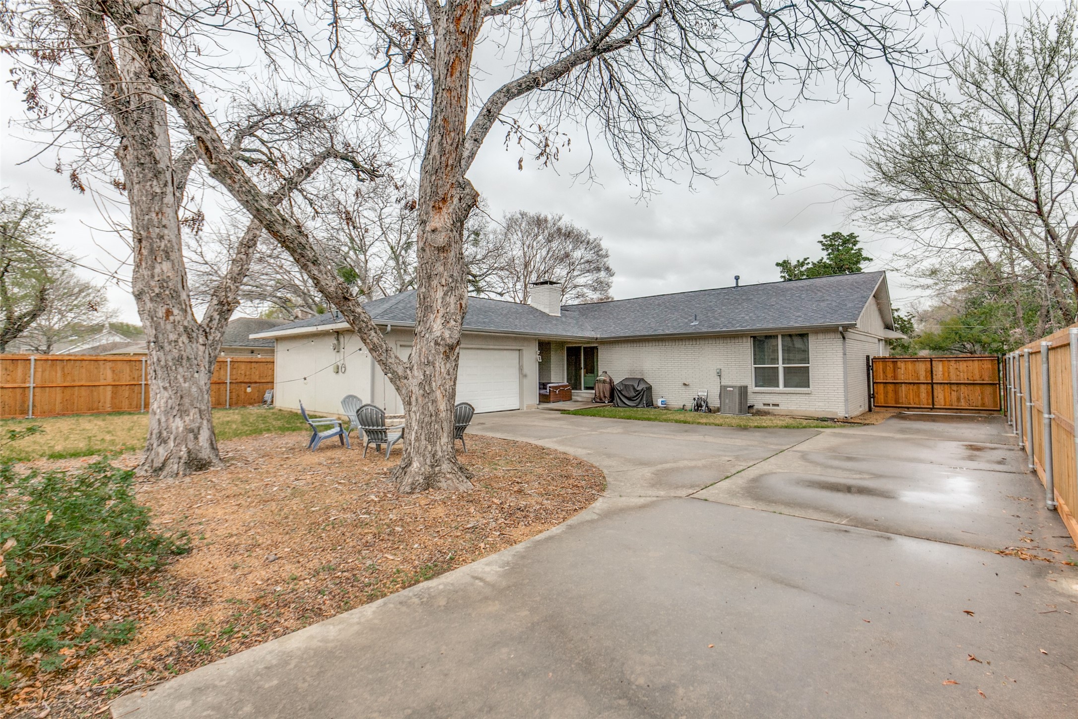 506 S Waterview Drive