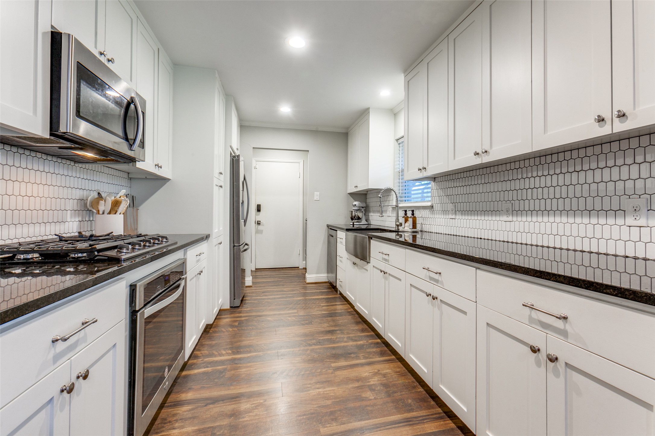 506 S Waterview Drive