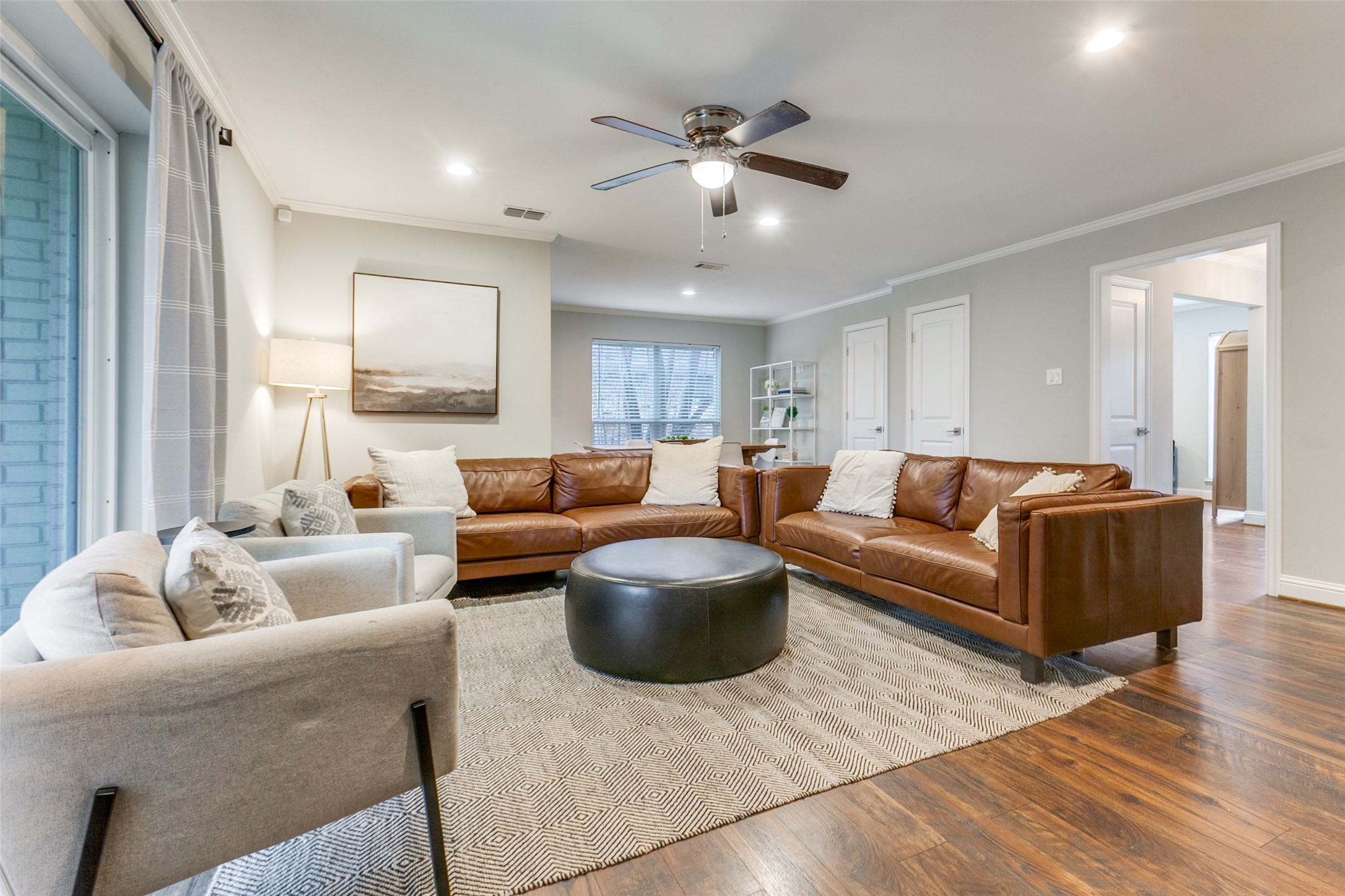 506 S Waterview Drive