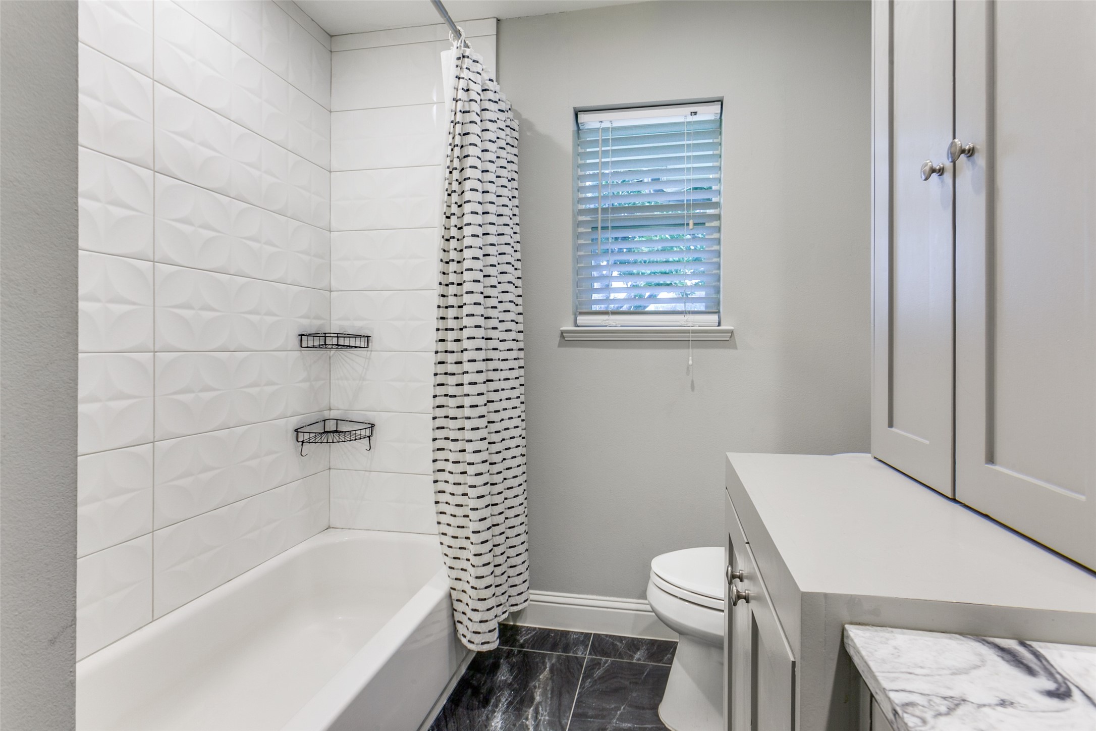 506 S Waterview Drive