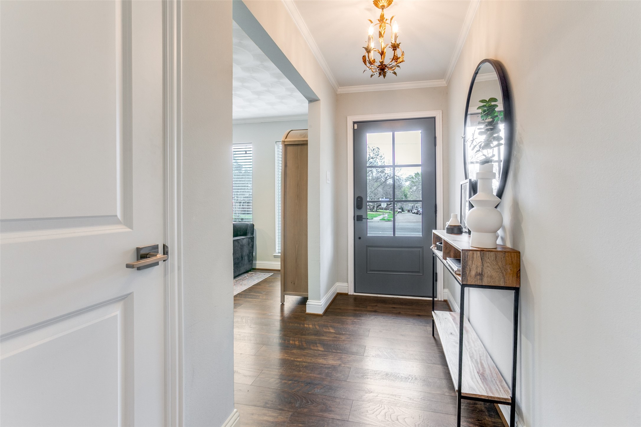 506 S Waterview Drive