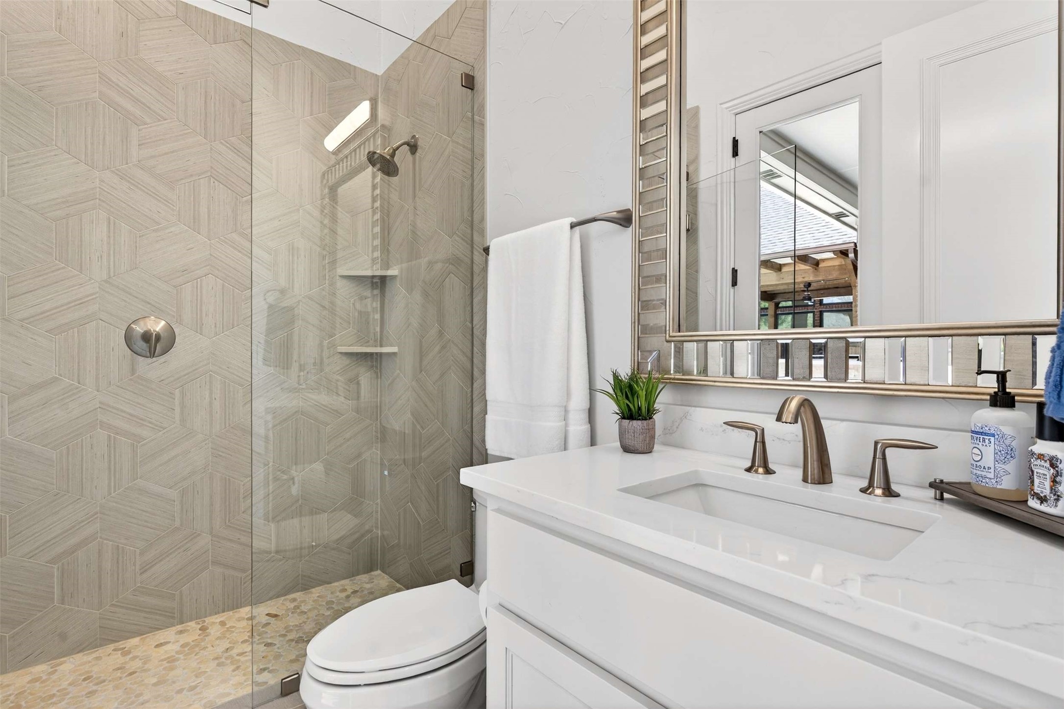 6433 Rockbluff Circle