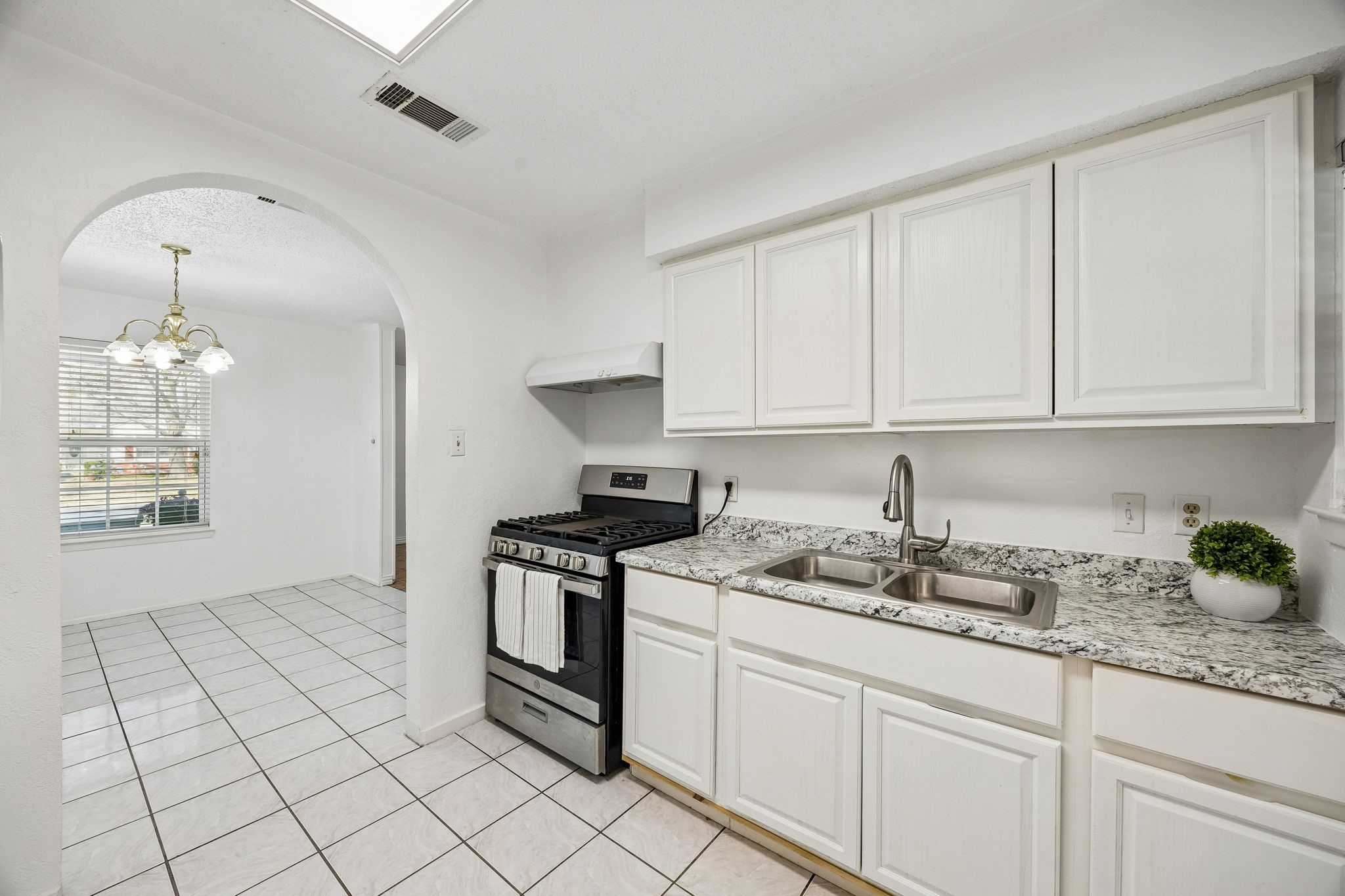 3708 Davila Drive