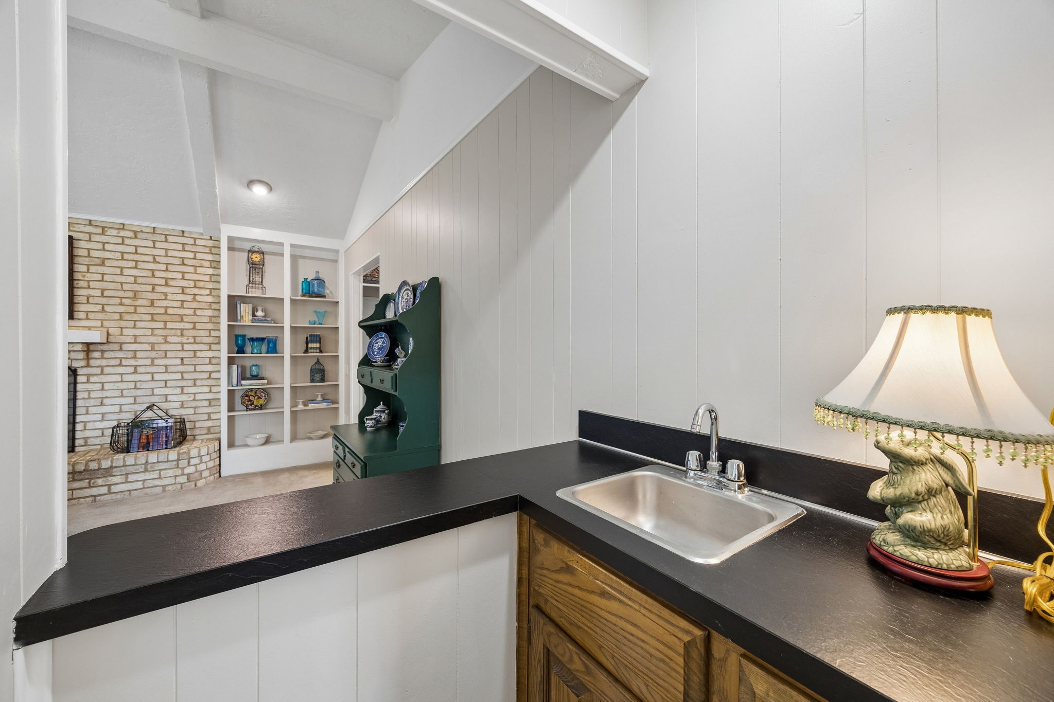 2104 Scarlet Oak Drive