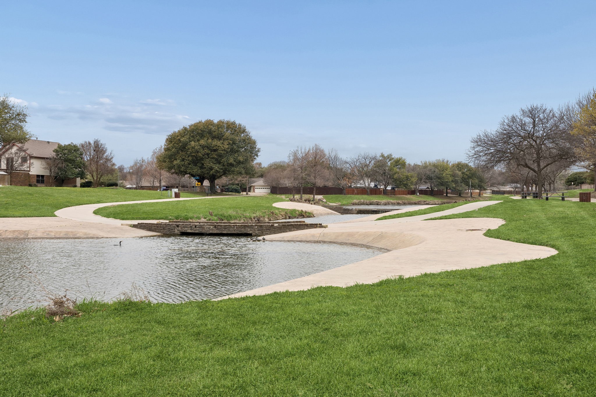 2104 Scarlet Oak Drive