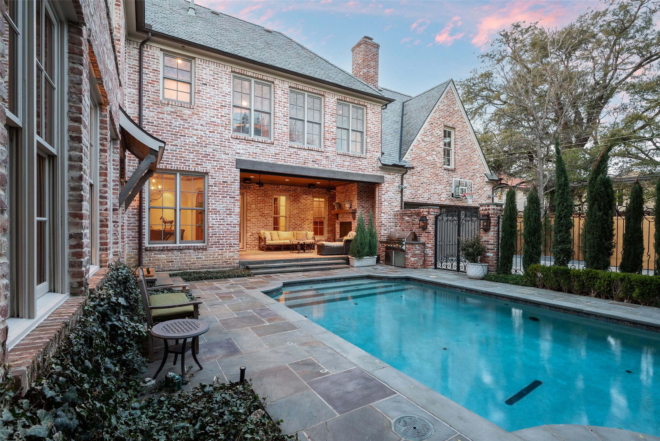 3518 Caruth Boulevard