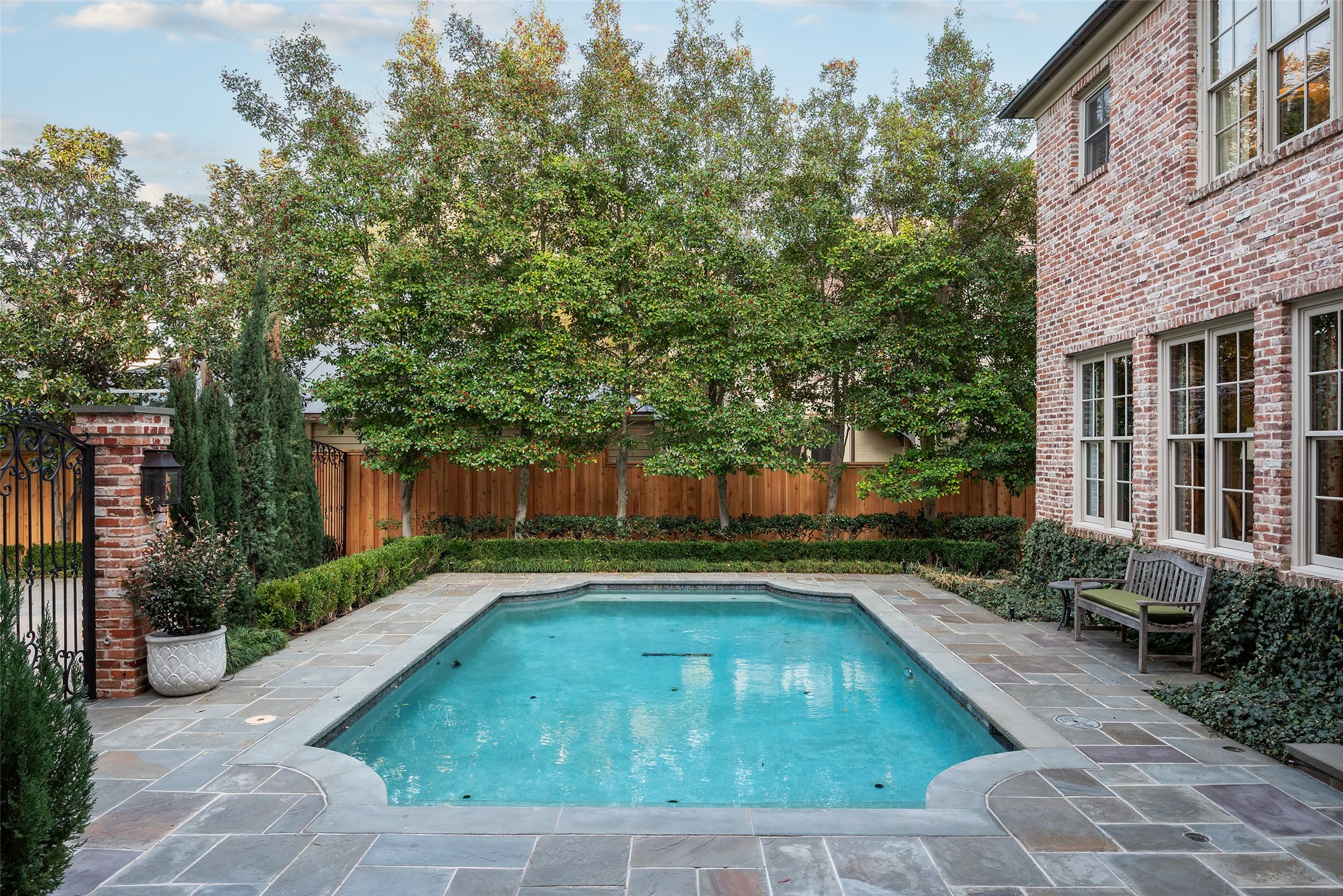 3518 Caruth Boulevard