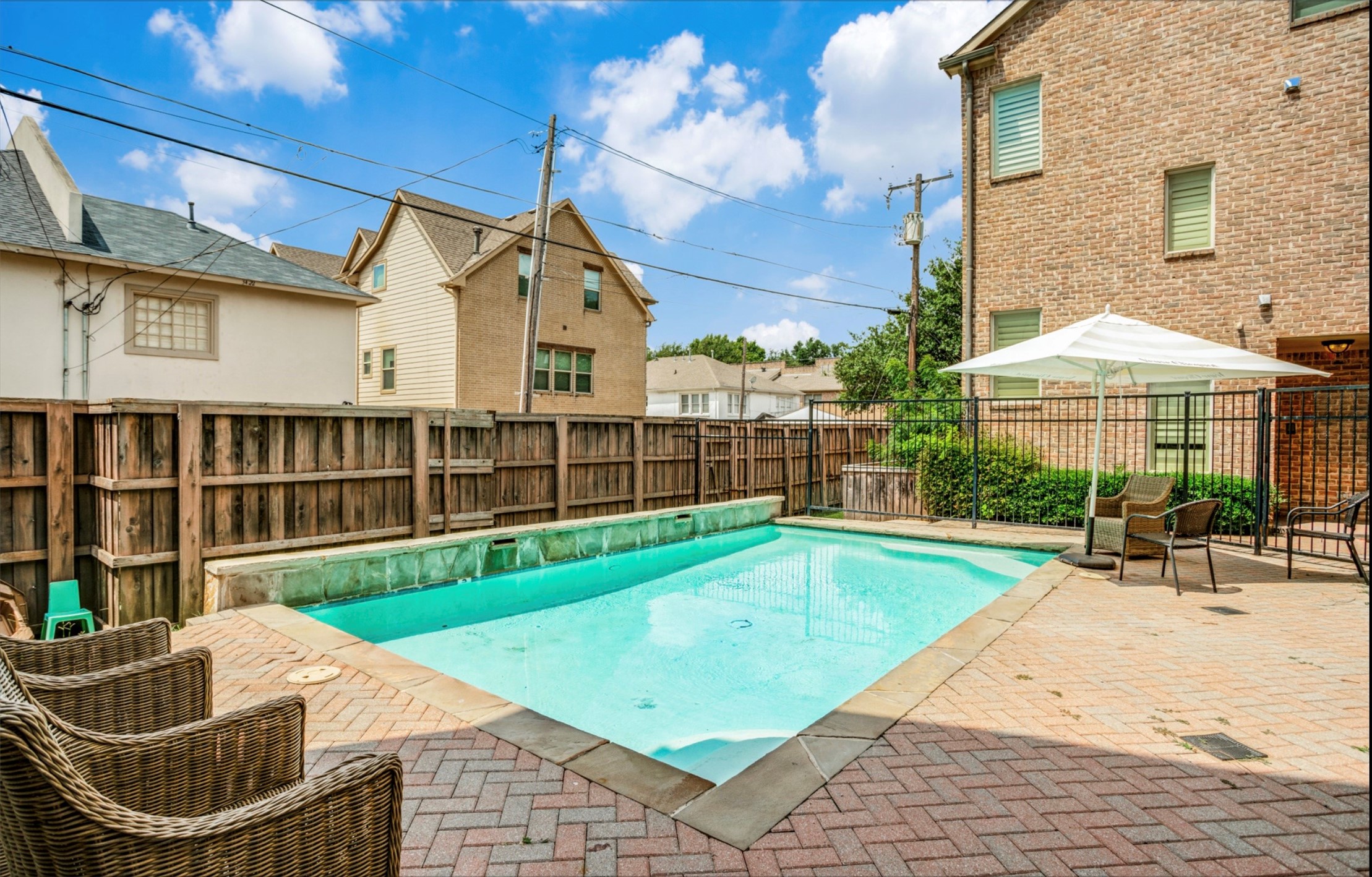 3421 Normandy Avenue 9