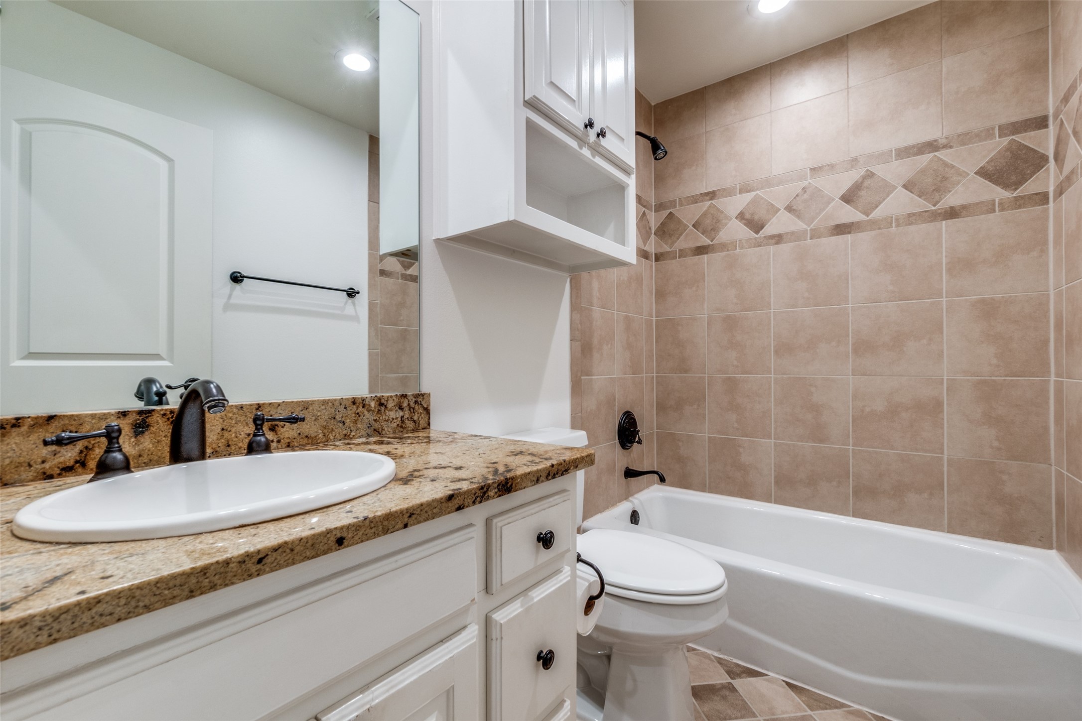 3421 Normandy Avenue 9