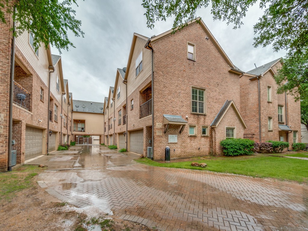 3421 Normandy Avenue 9