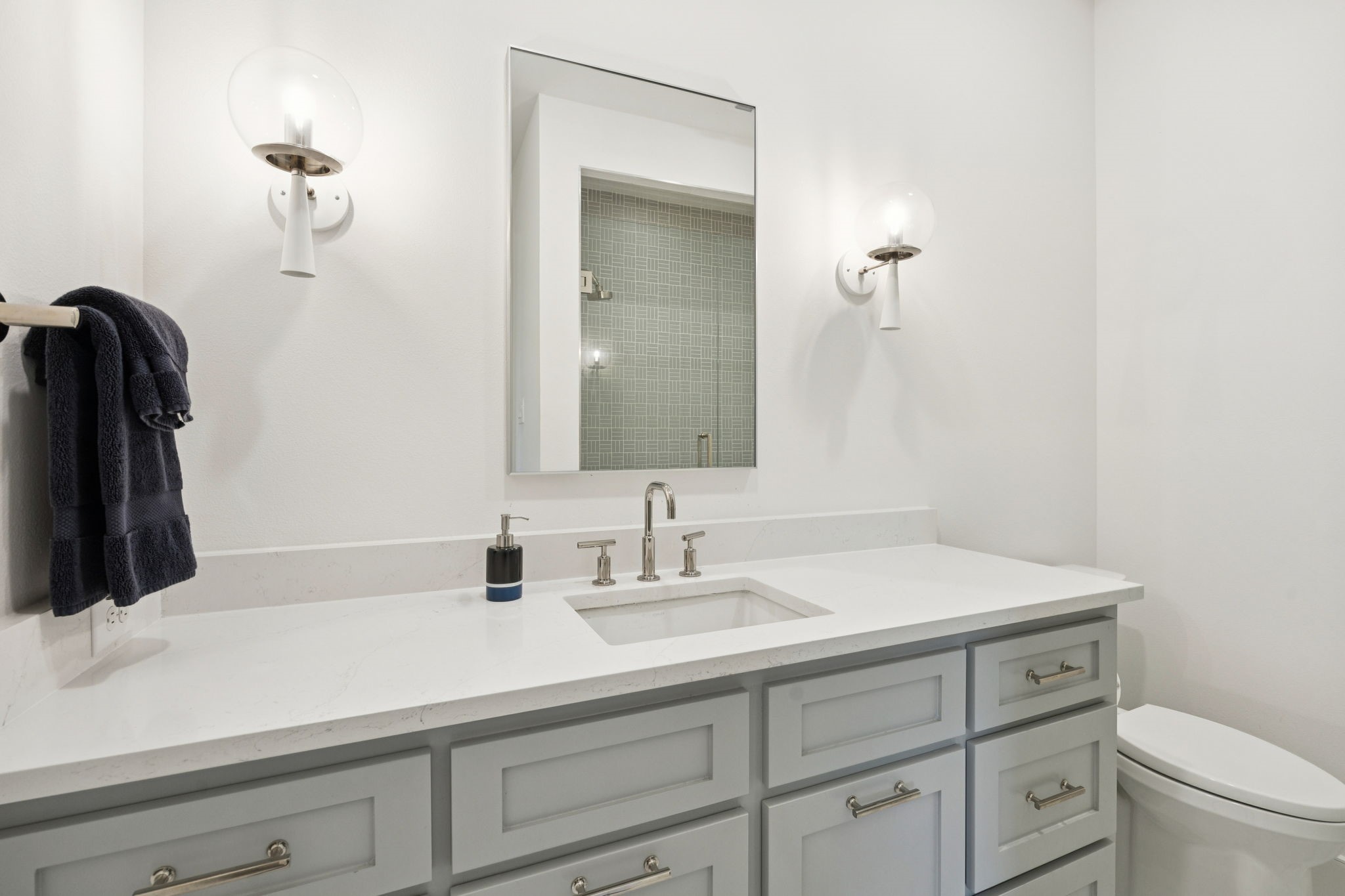 3548 McFarlin Boulevard