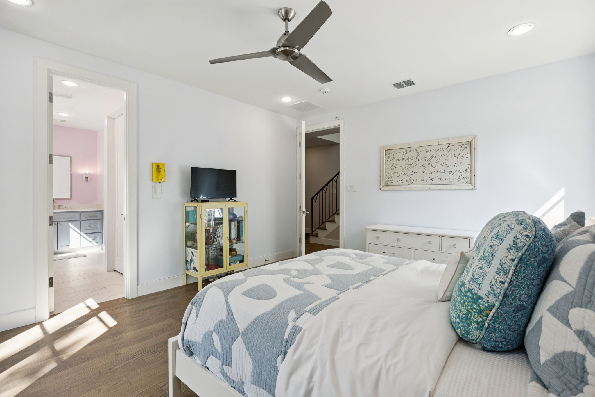 3548 McFarlin Boulevard