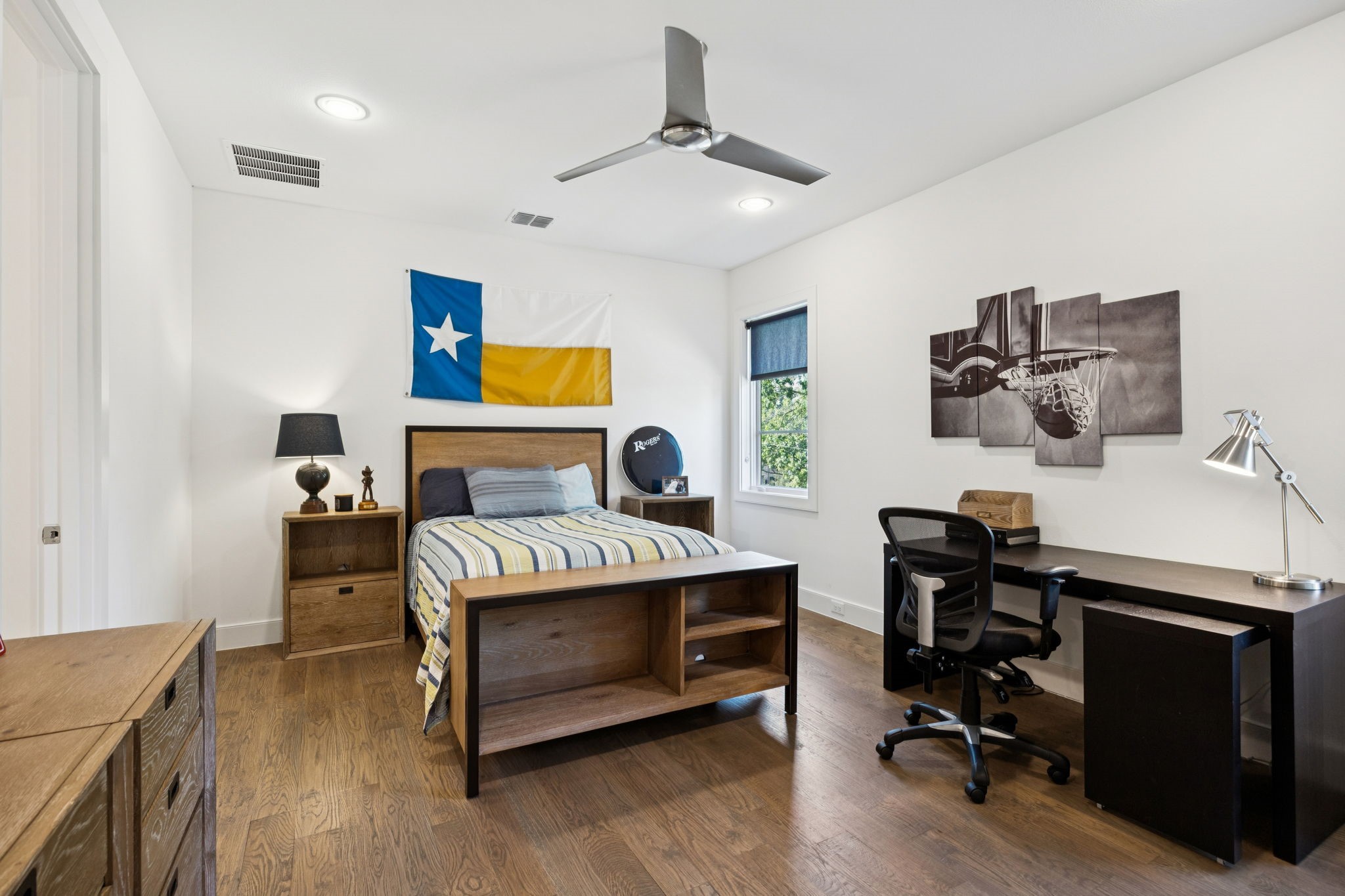 3548 McFarlin Boulevard