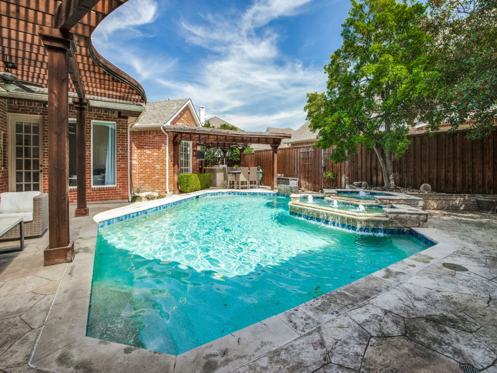 5125 Marble Falls Lane