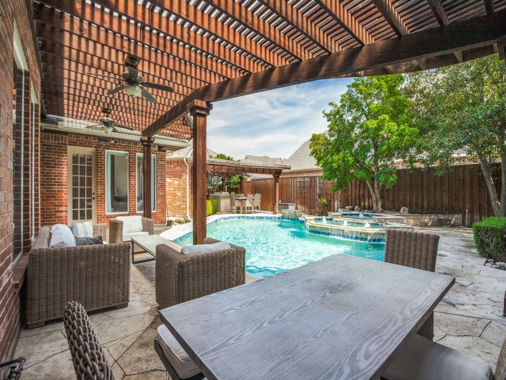 5125 Marble Falls Lane