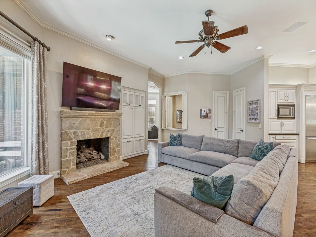 5125 Marble Falls Lane