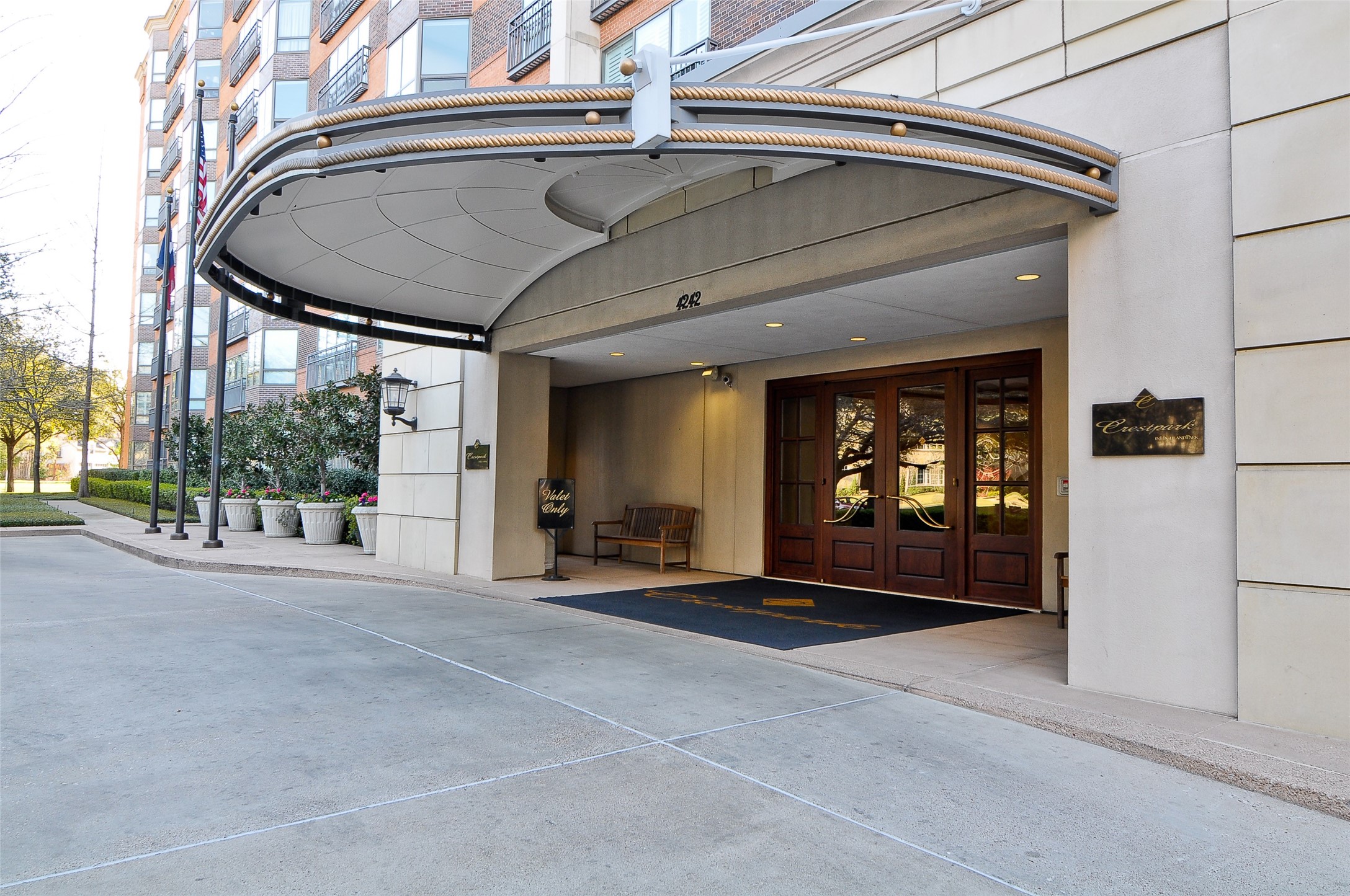 4242 Lomo Alto Drive S30