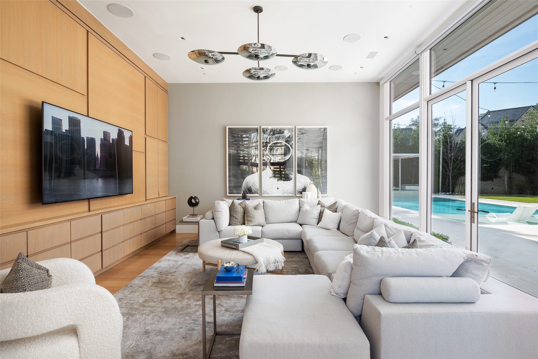 4815 Saint Johns Drive