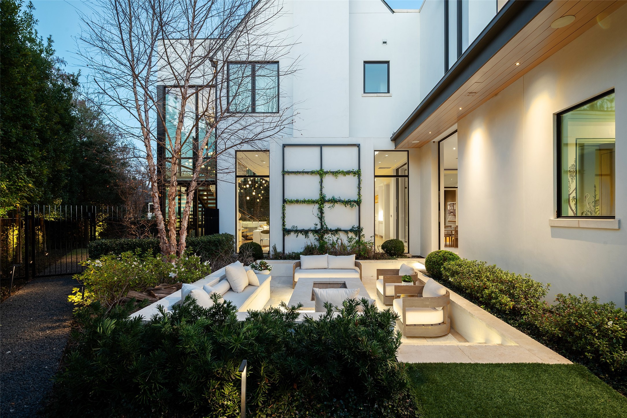 4815 Saint Johns Drive