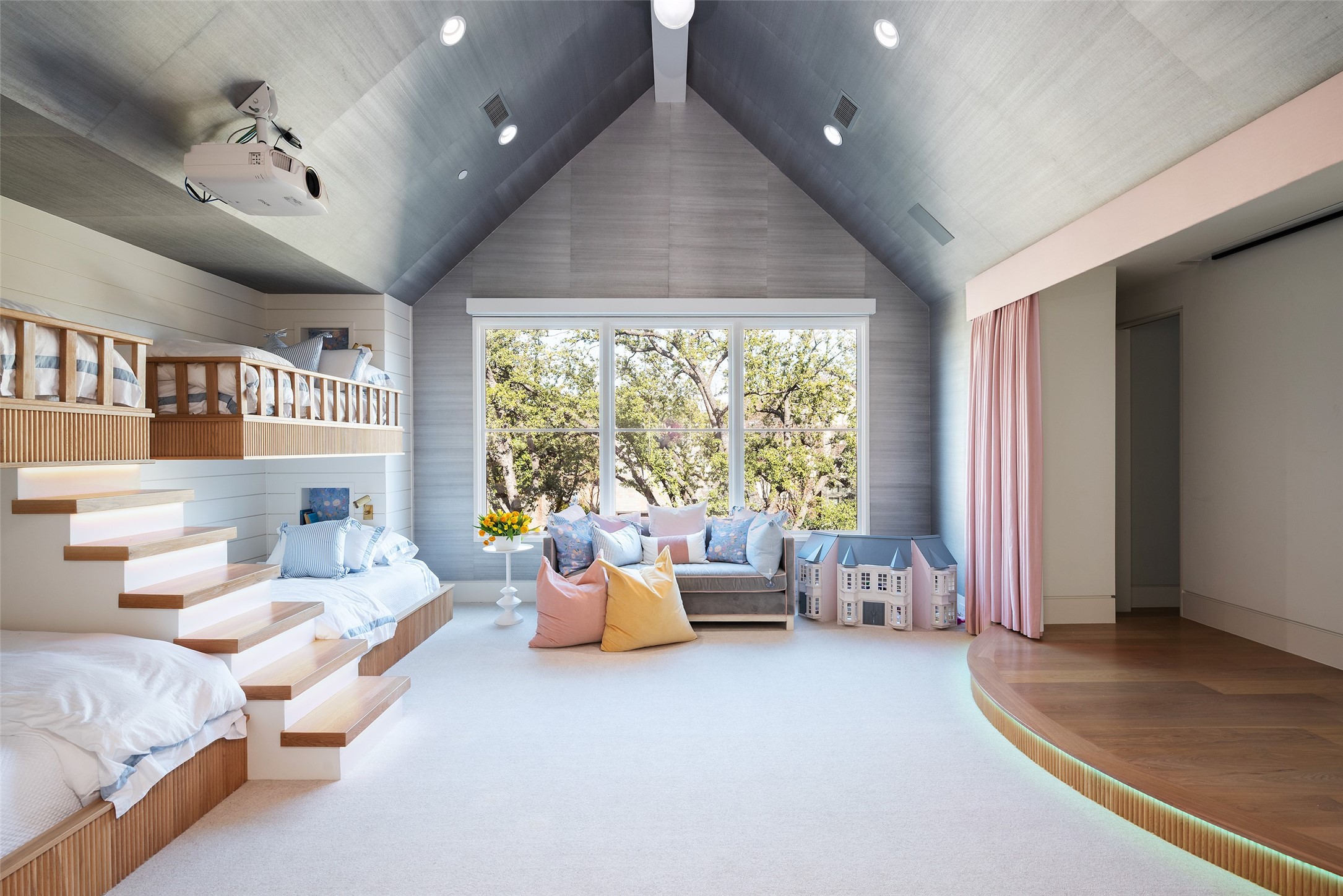 4815 Saint Johns Drive