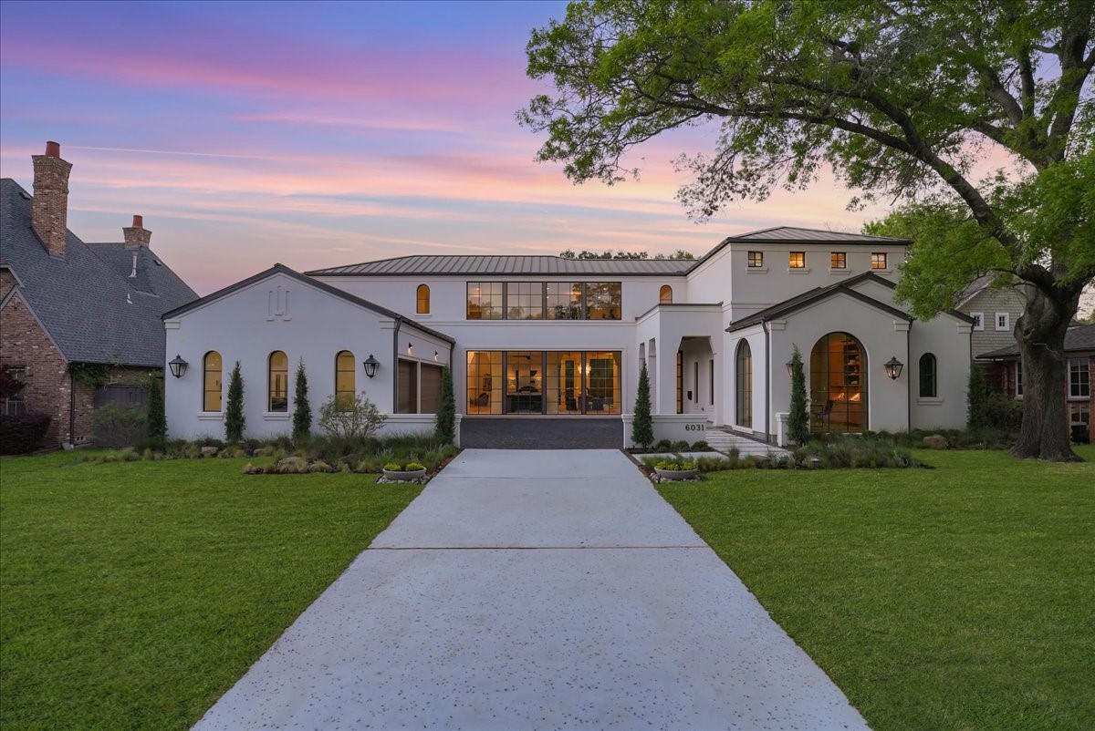 6031 Lupton Drive