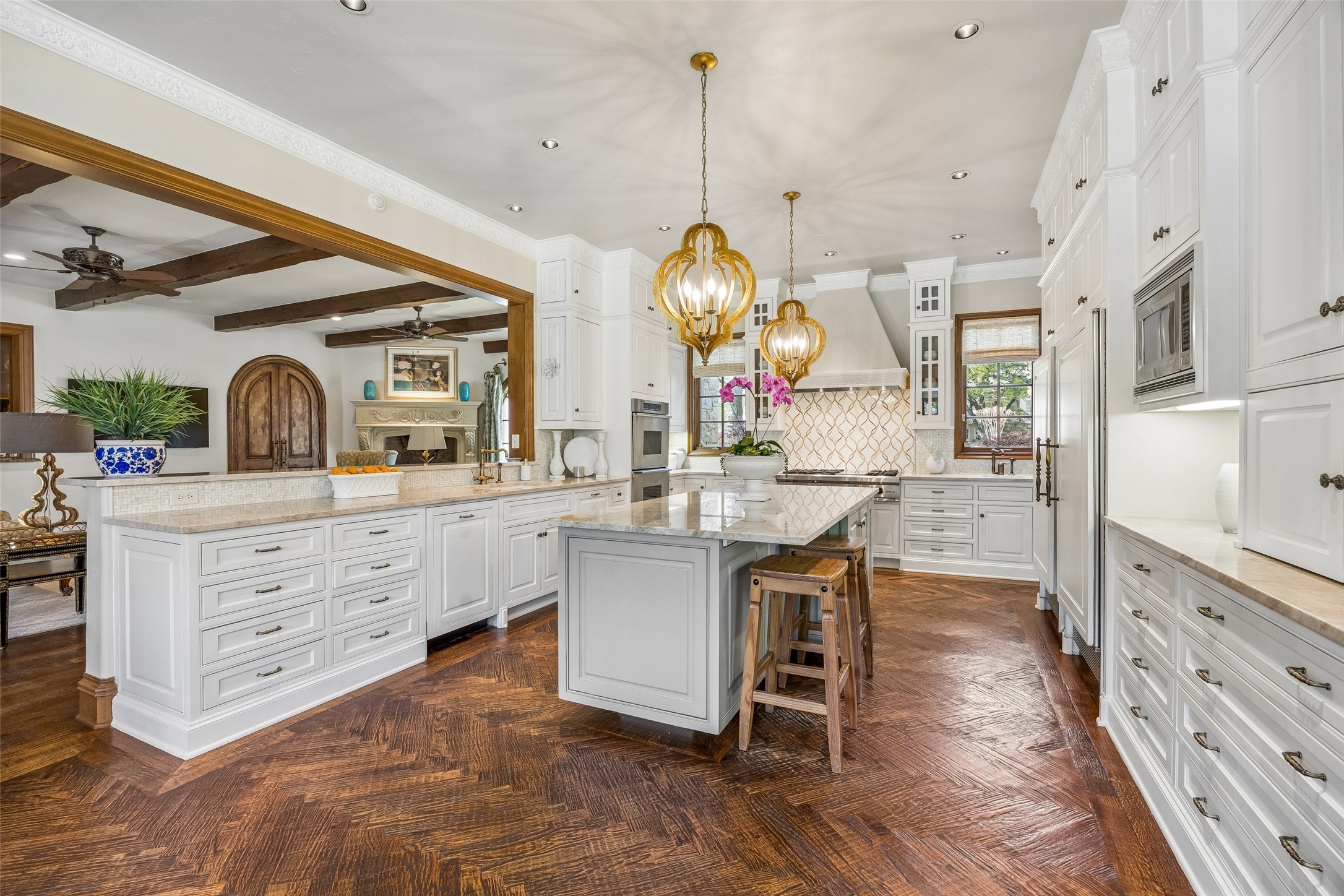 7270 Turtle Creek Boulevard