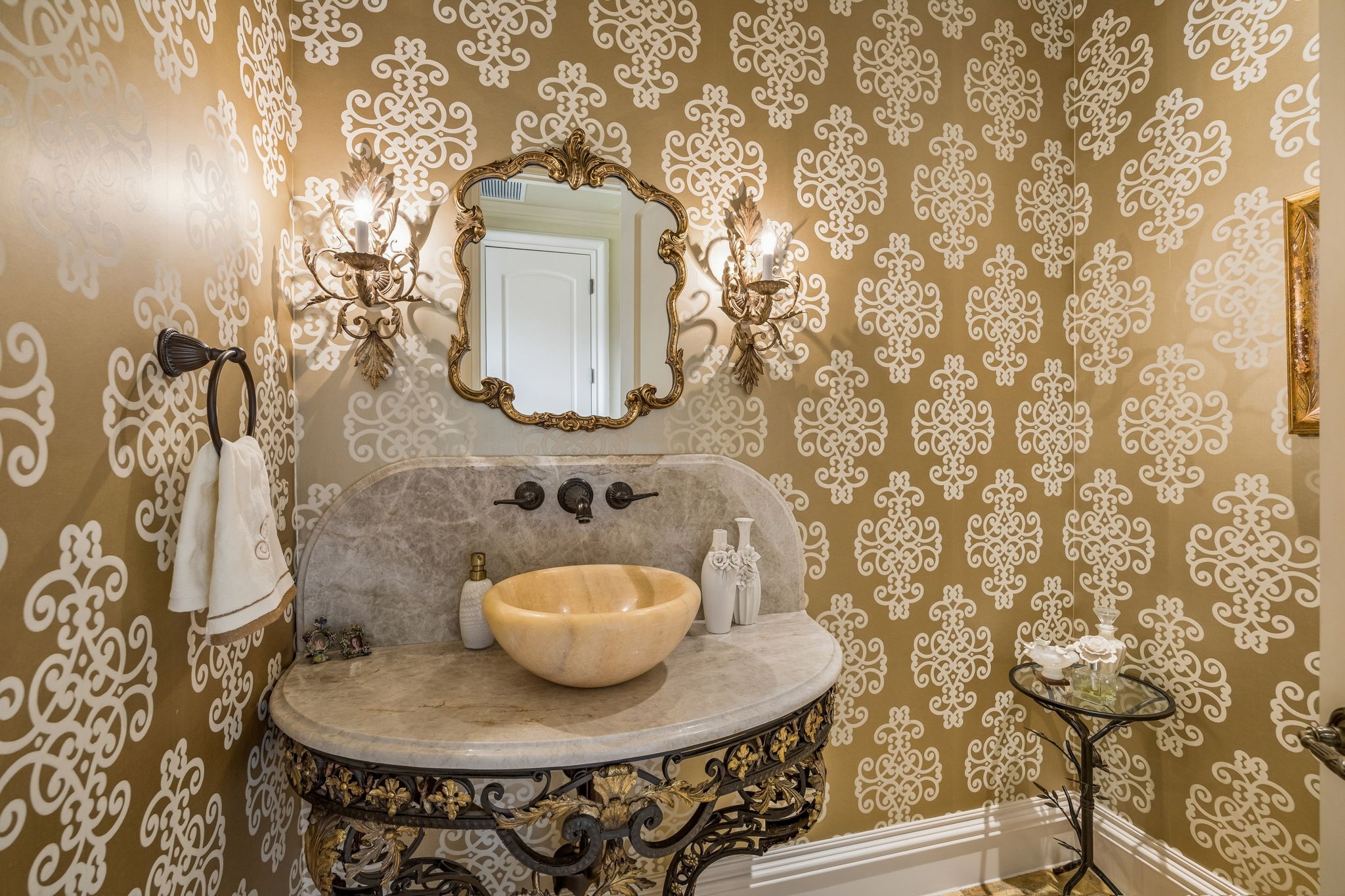 7270 Turtle Creek Boulevard