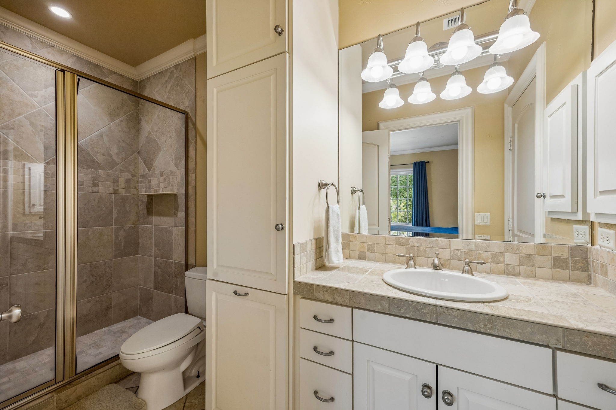 7270 Turtle Creek Boulevard