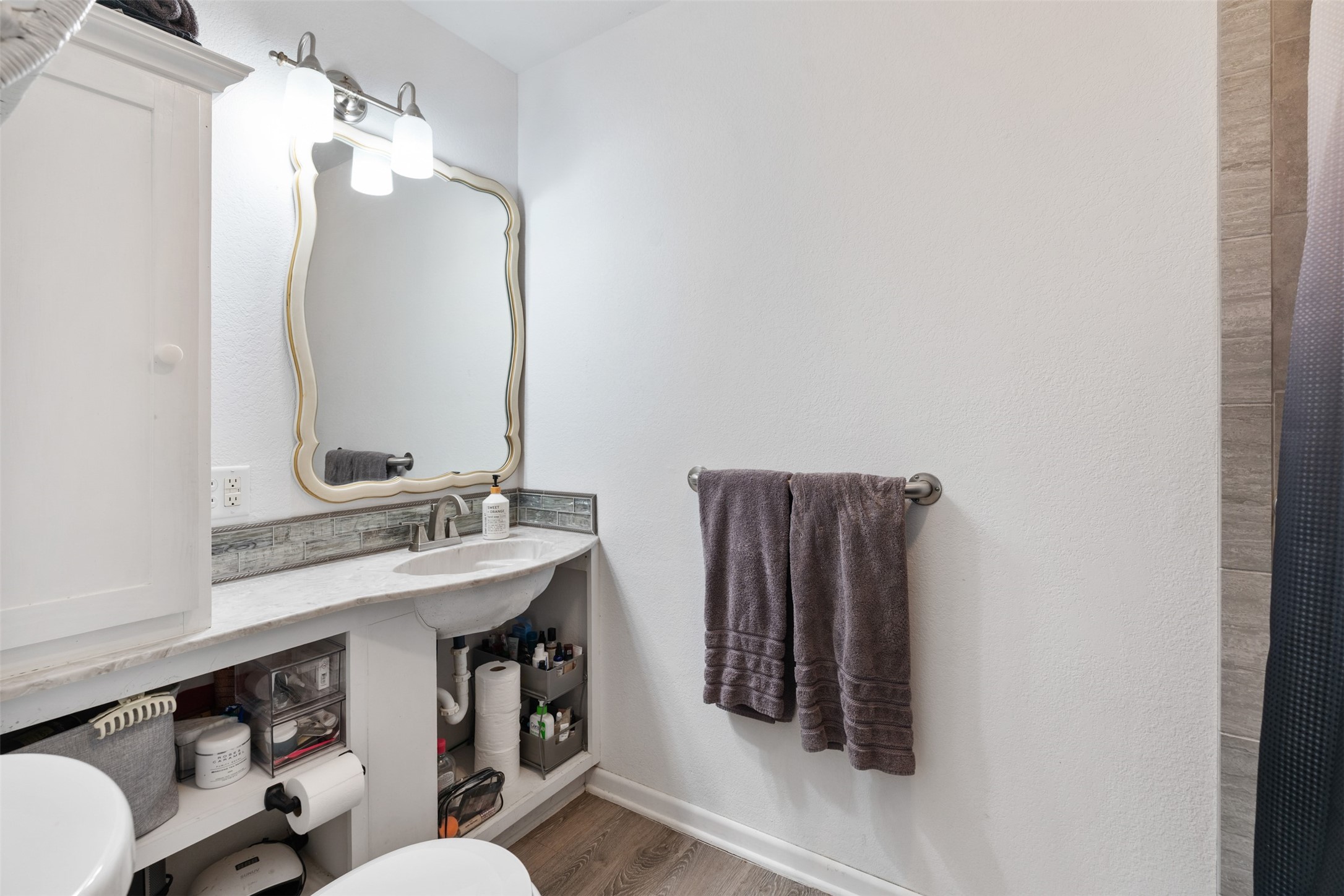 529 E Kempner