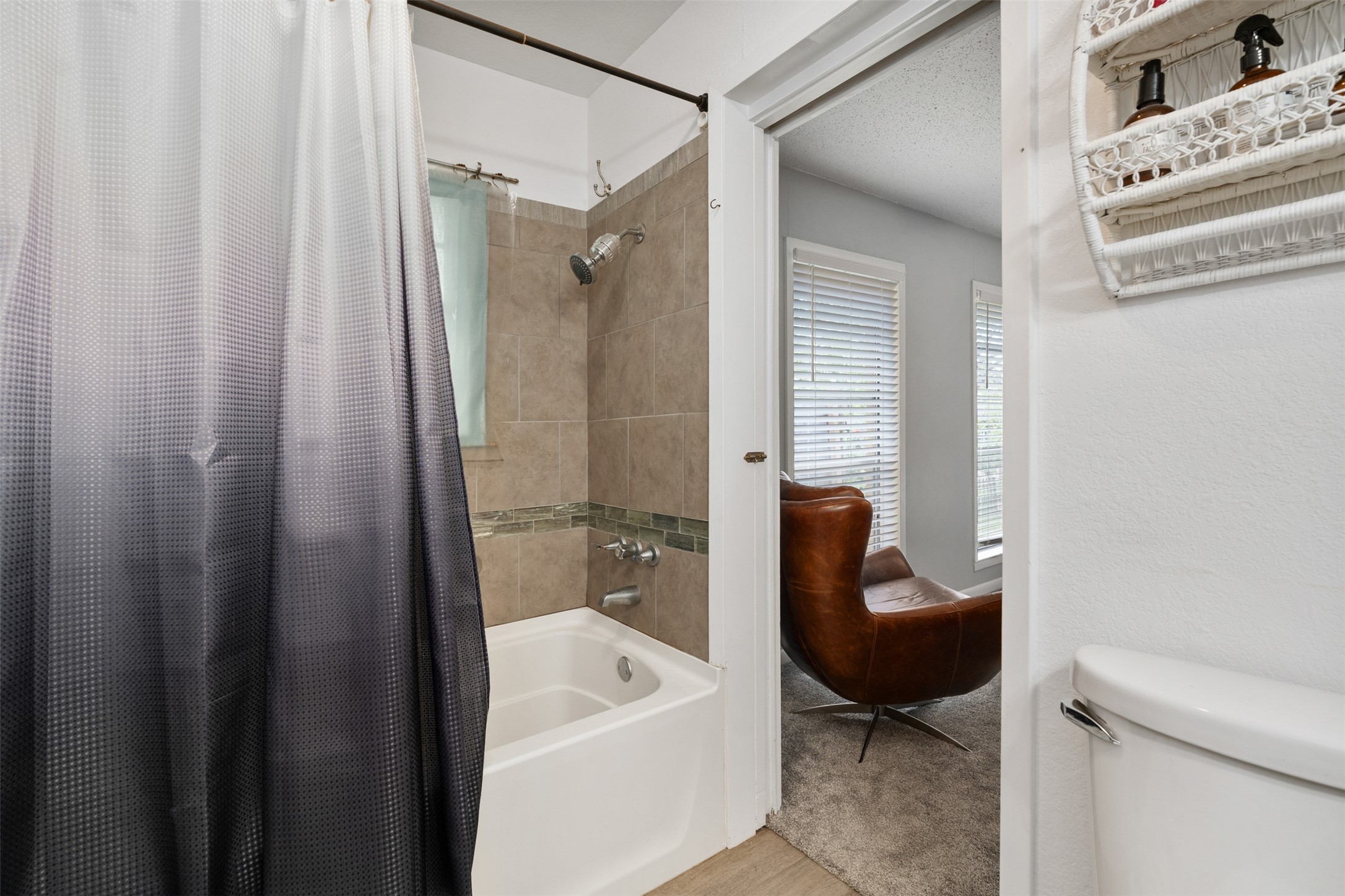 529 E Kempner