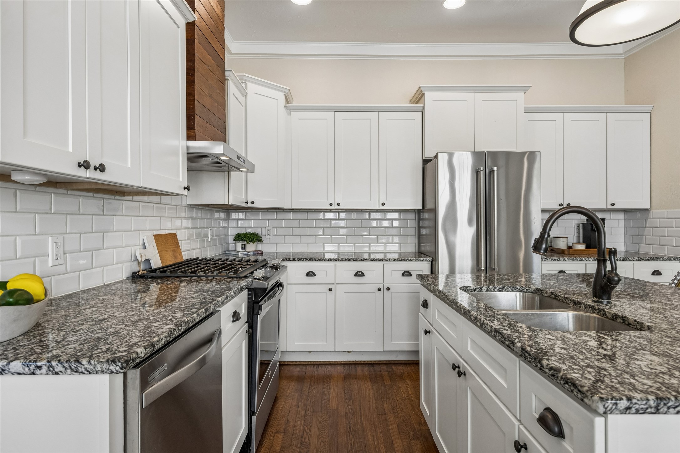 214 S Montclair Avenue