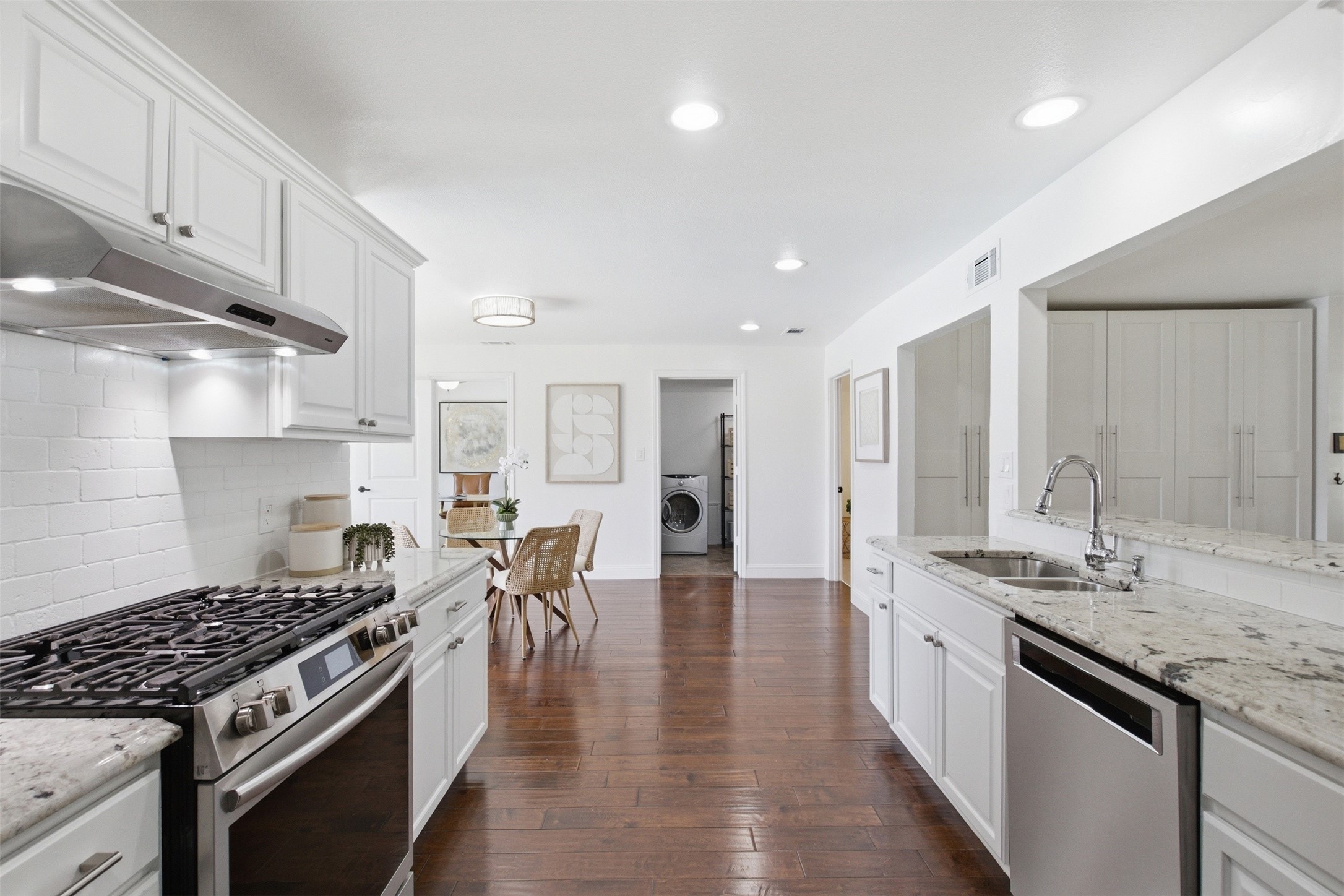3140 Colchester Drive