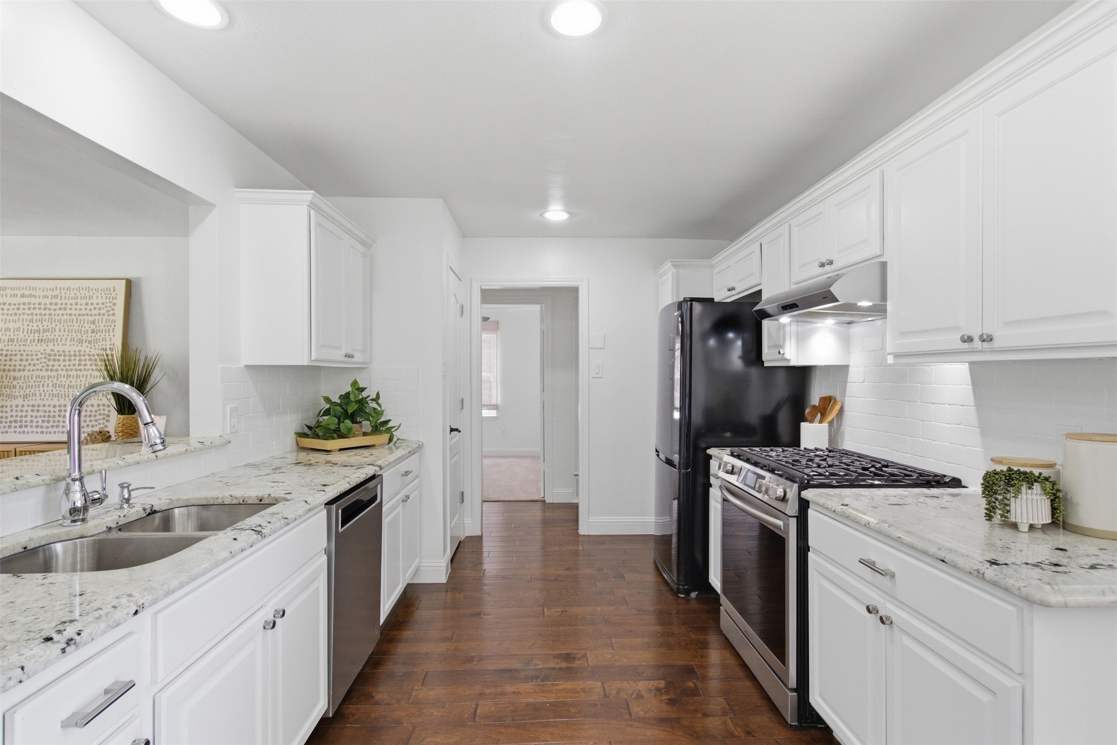 3140 Colchester Drive