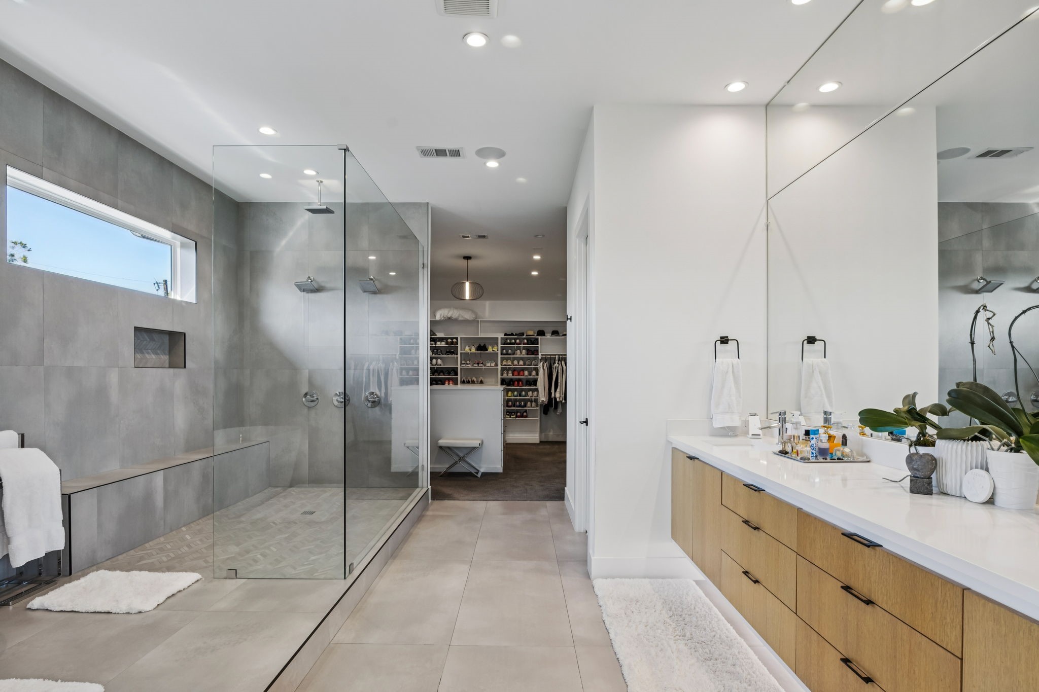 9733 Mixon Drive