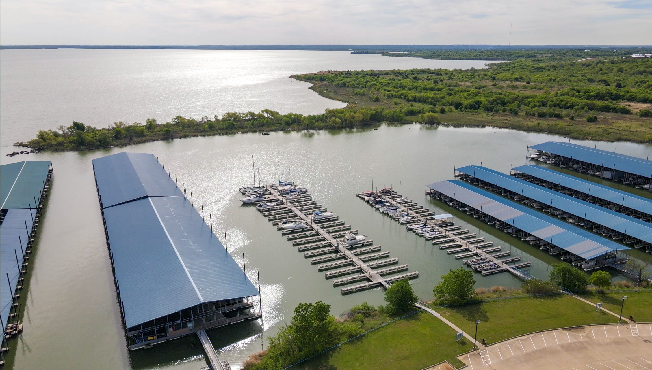 920 Waters Edge
