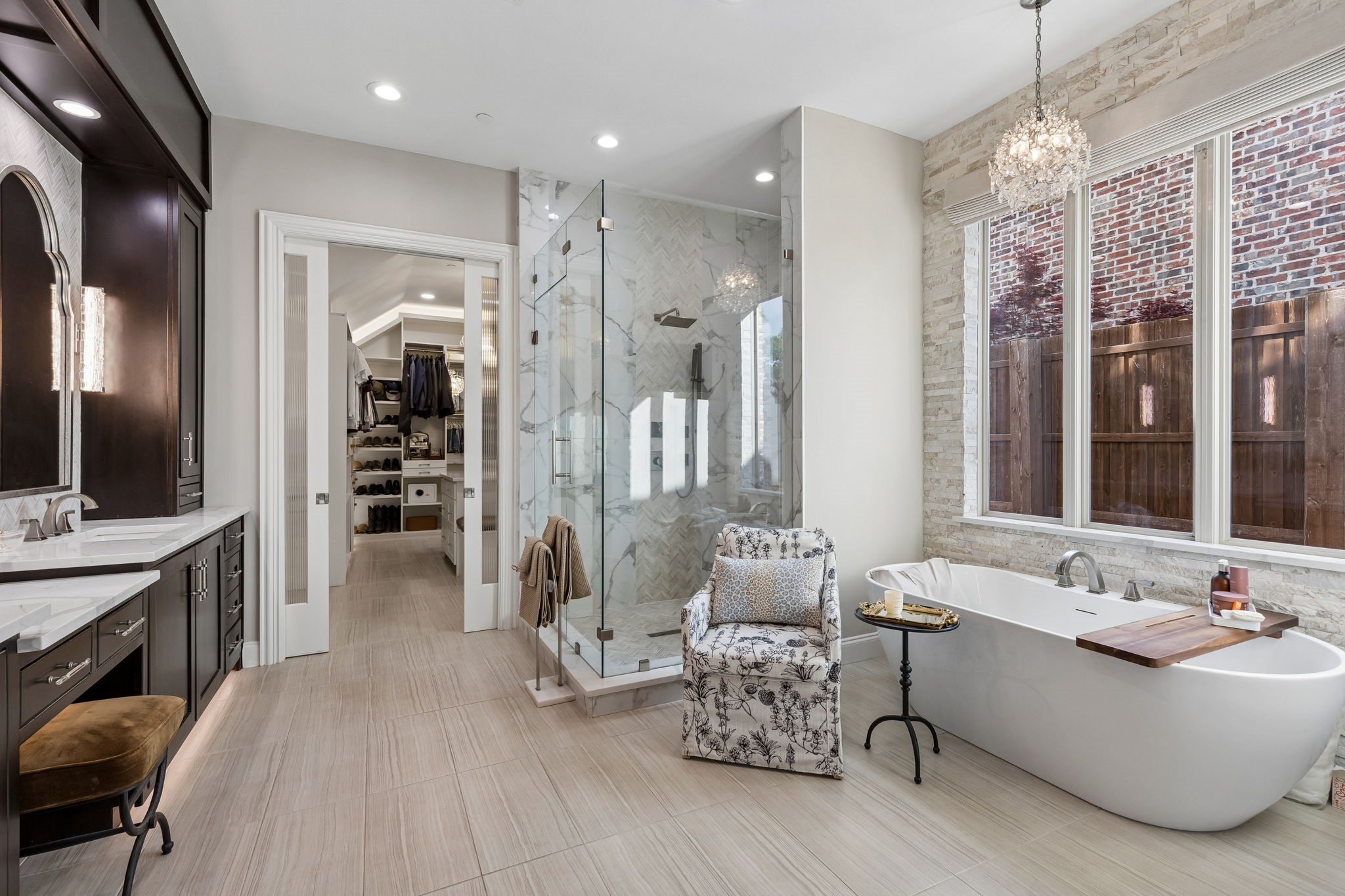 5880 Shady Oaks Drive