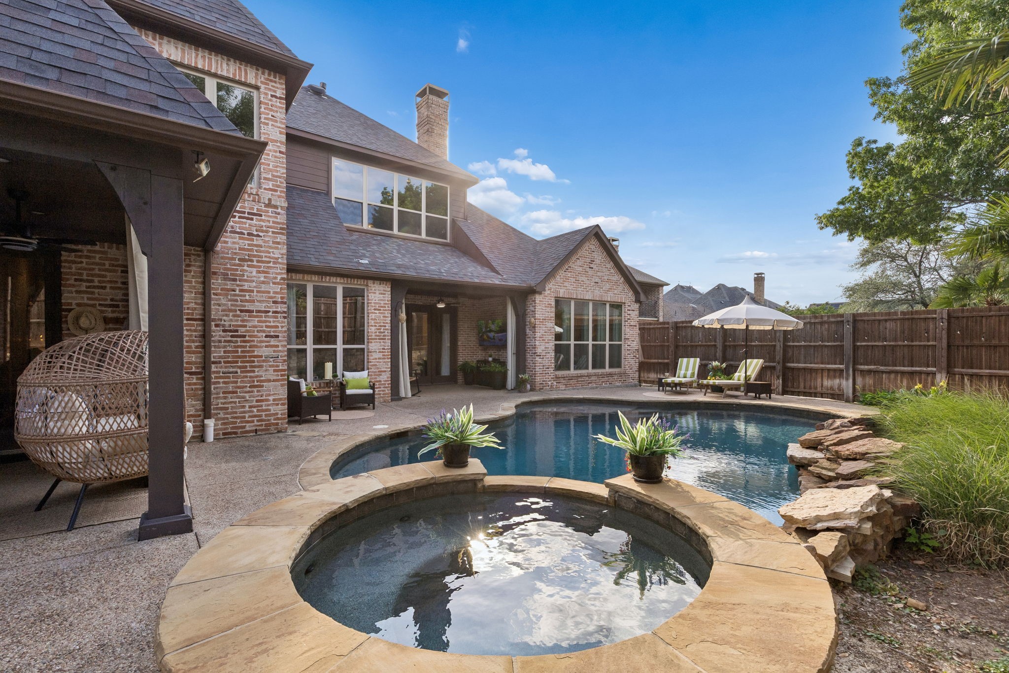 5880 Shady Oaks Drive