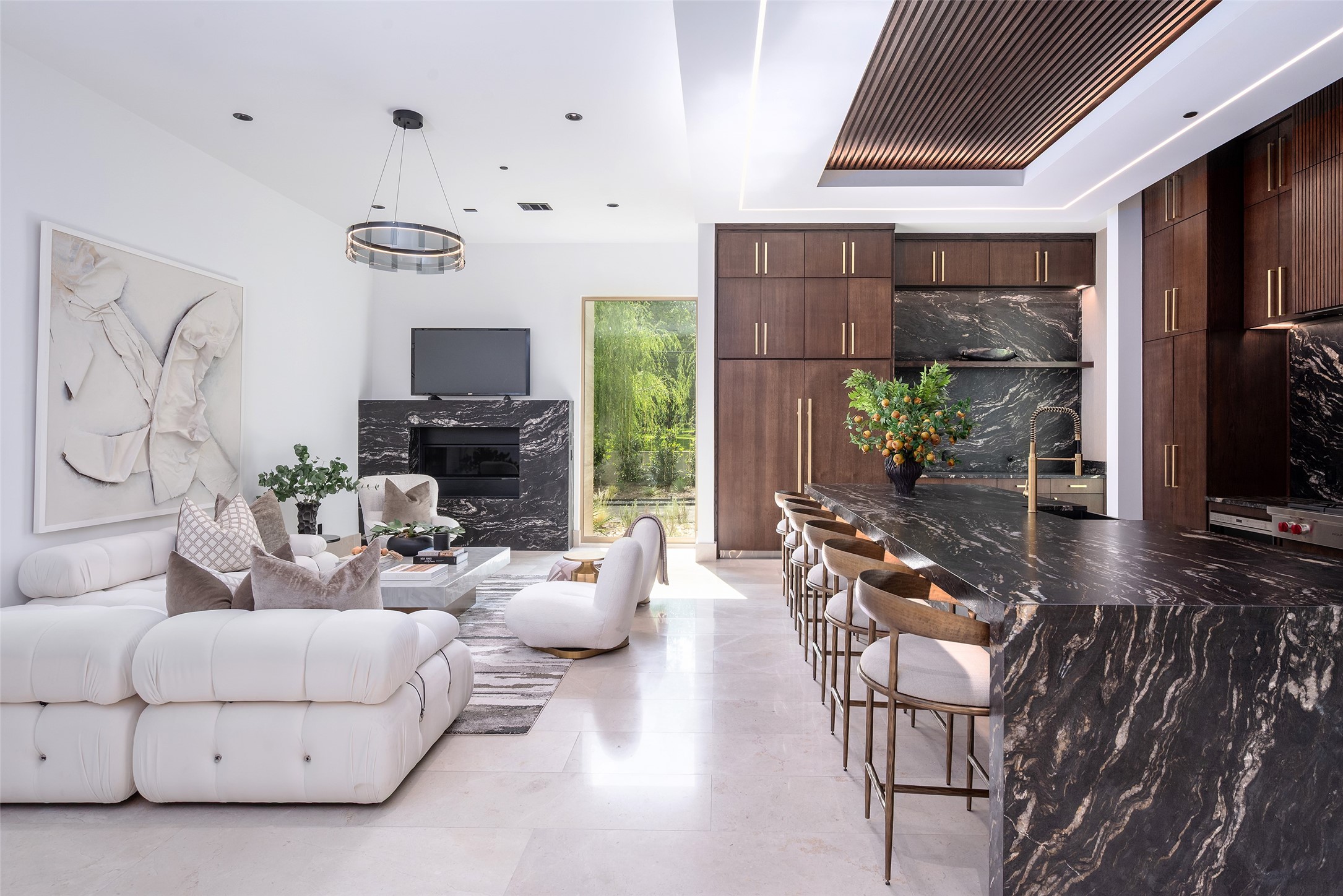 10920 Strait Lane