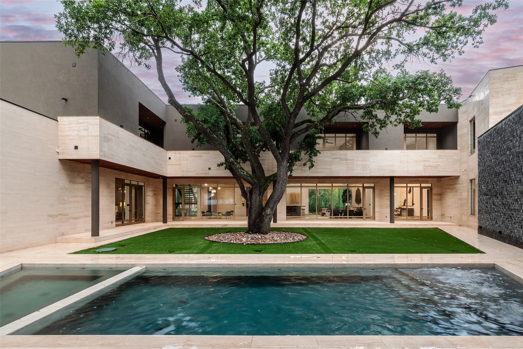 10920 Strait Lane