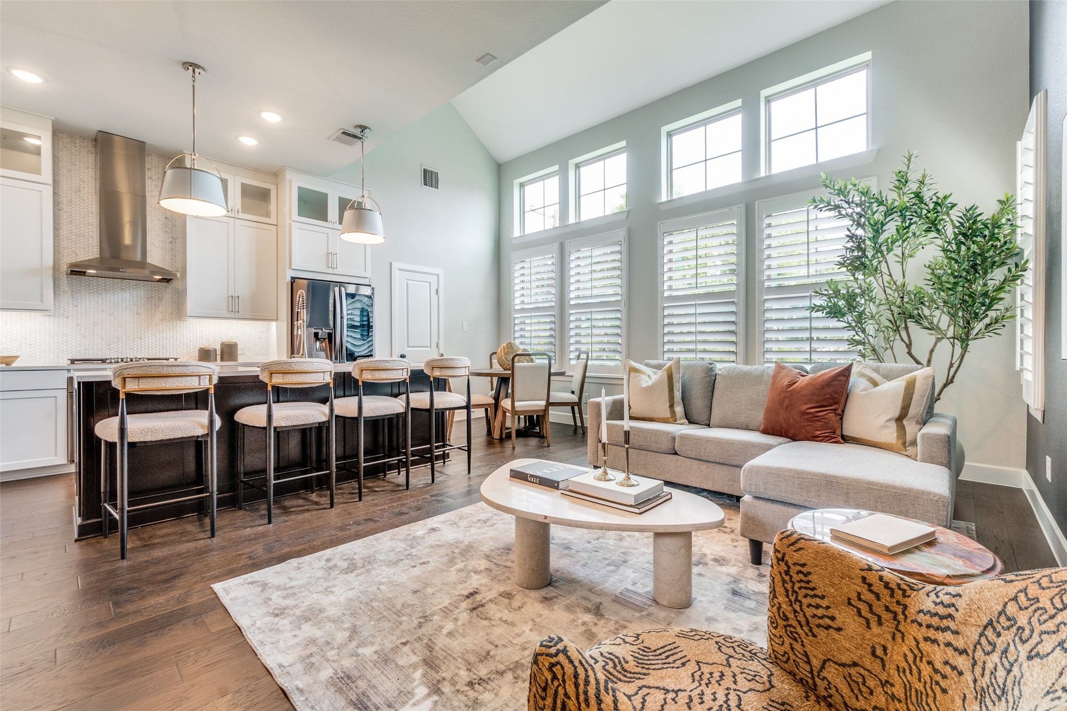 5184 Brickellia Drive