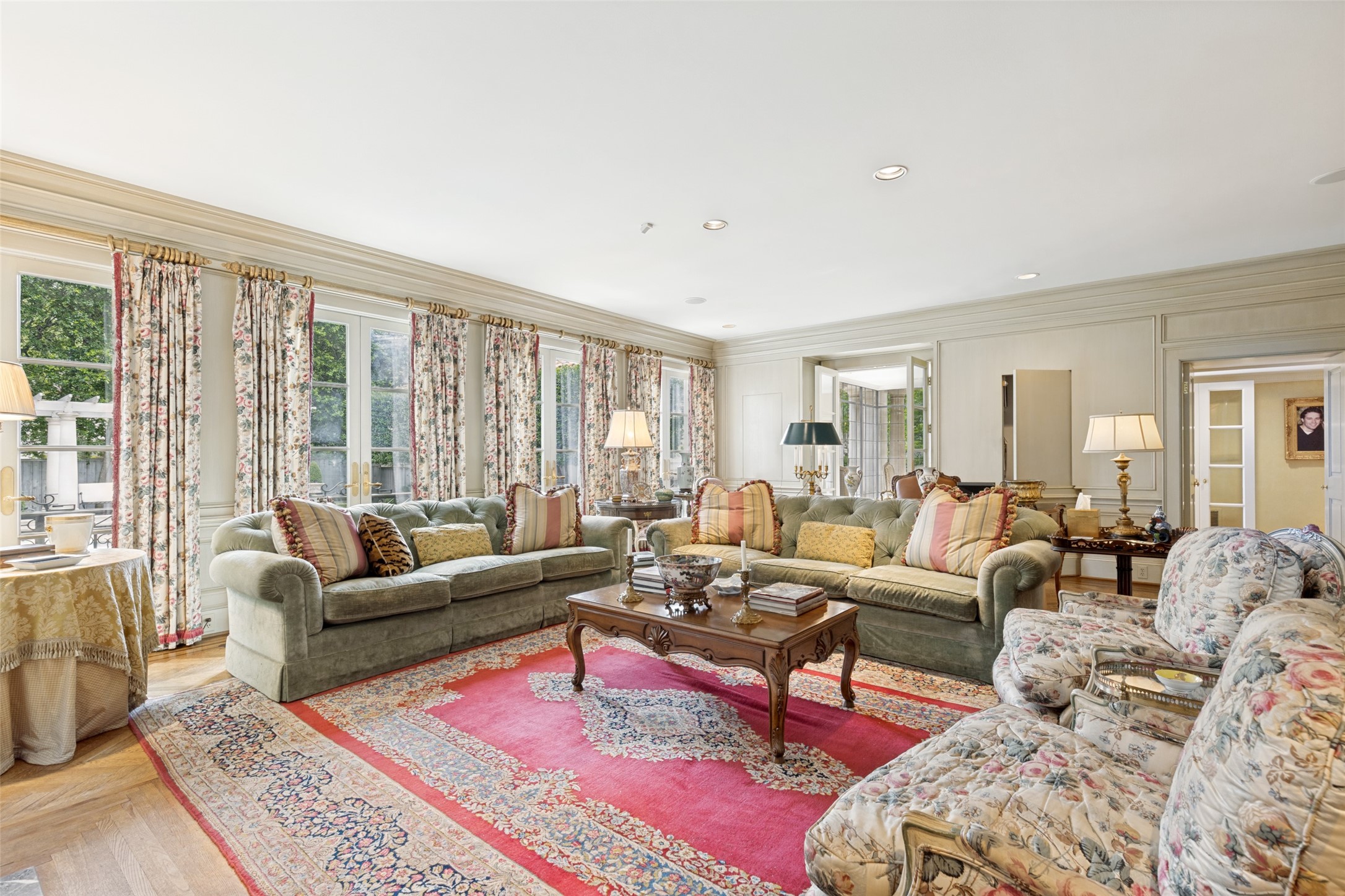 3605 Beverly Drive