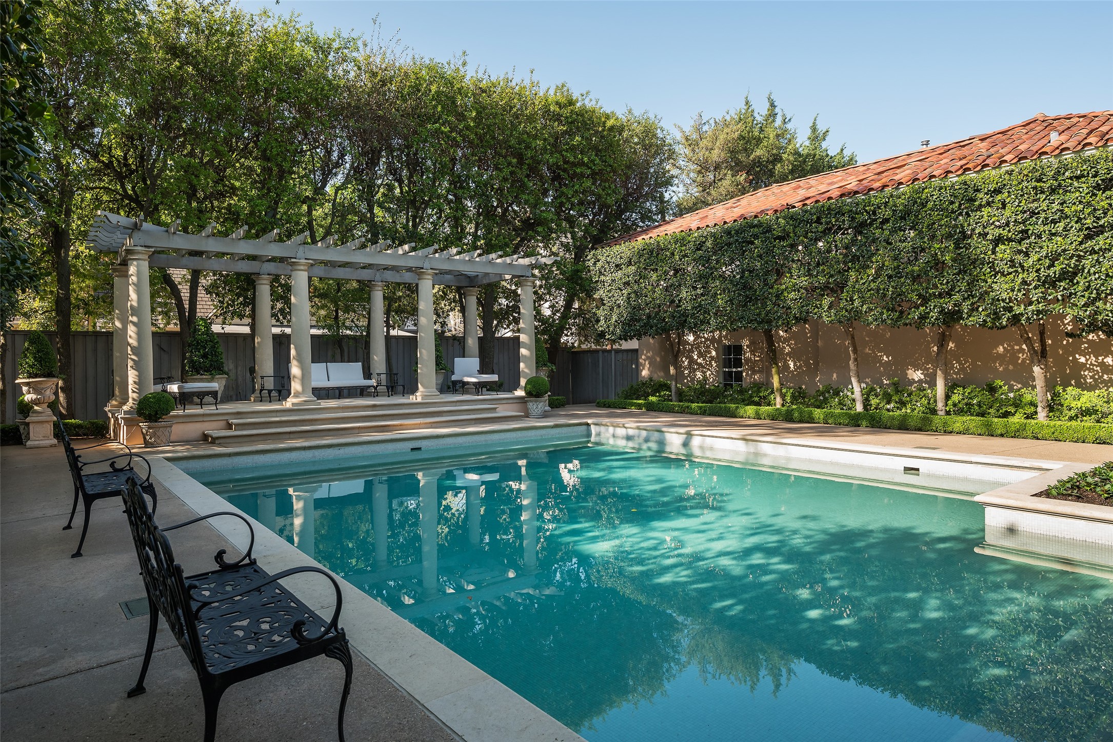 3605 Beverly Drive