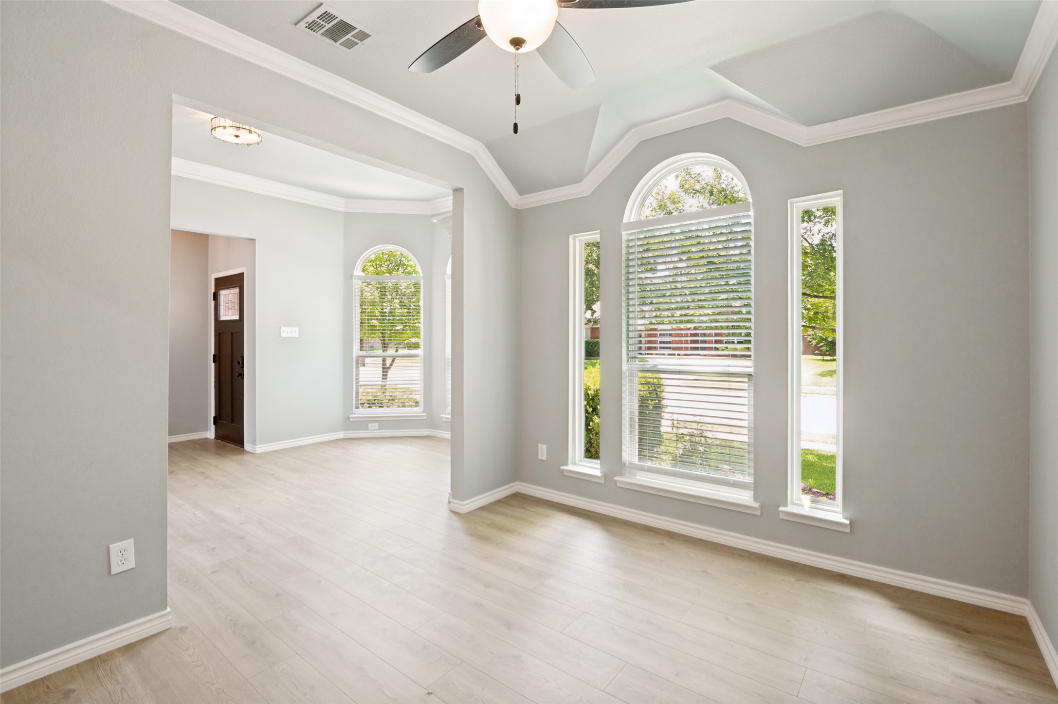 1420 Greenwich Drive