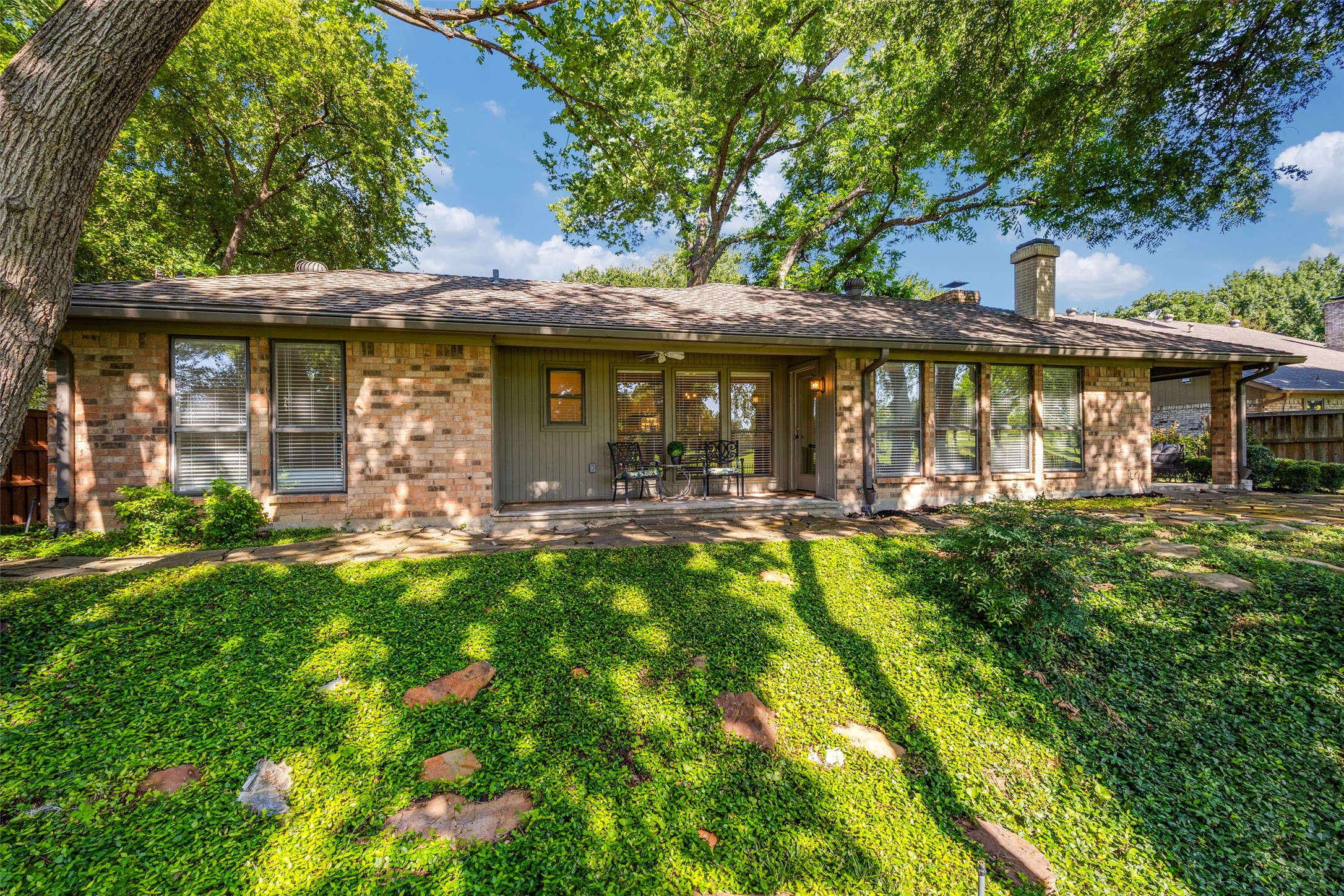 2306 Windsor Drive