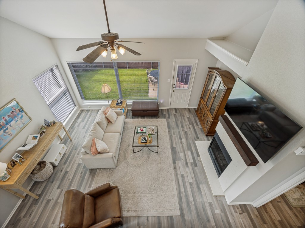 3812 Dalston Lane