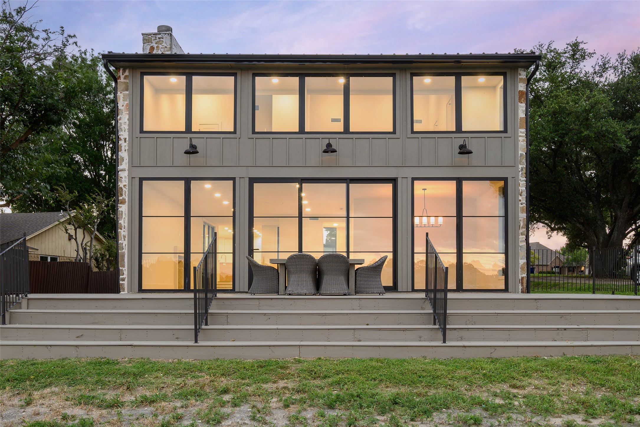 313 Scenic Drive