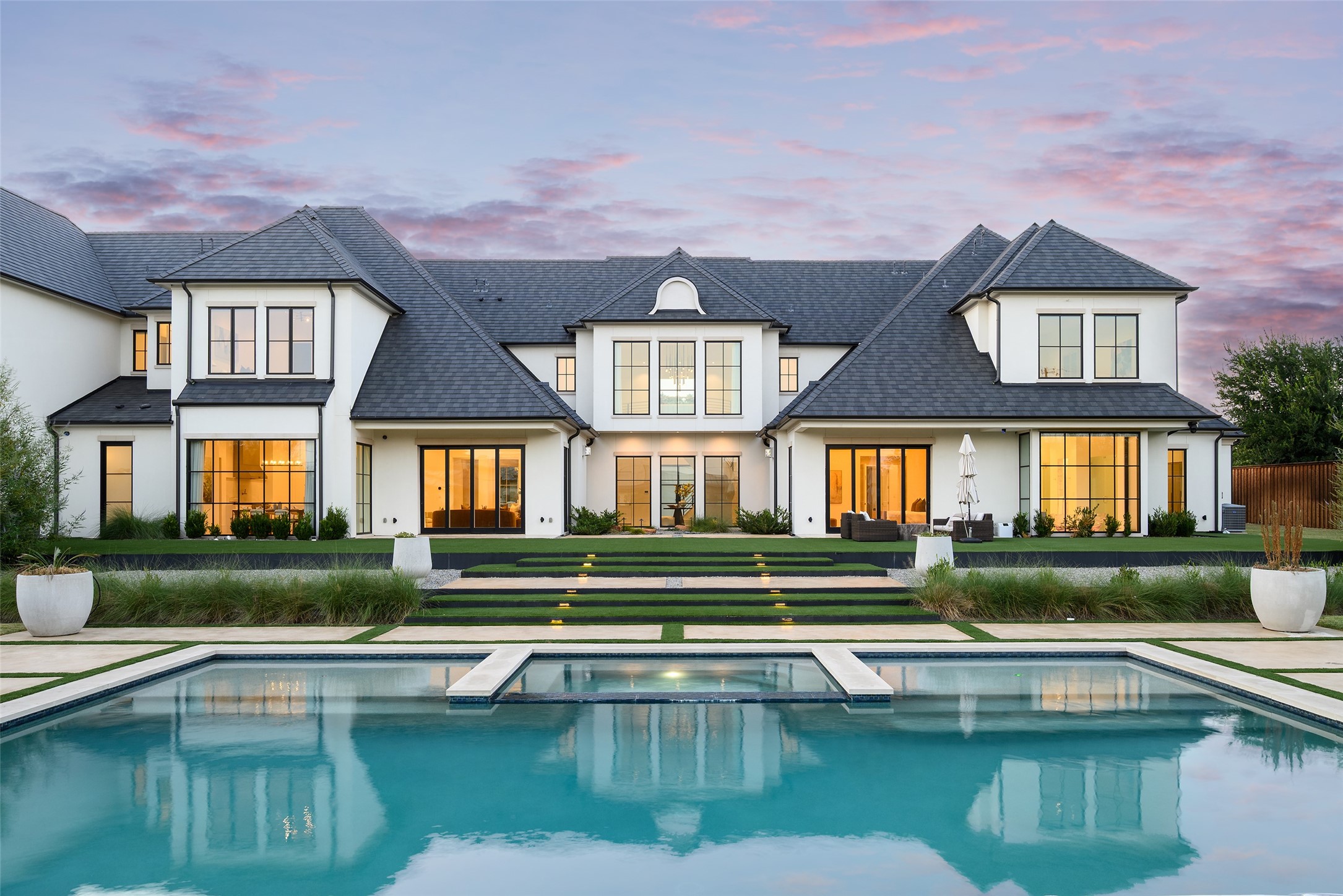 5216 Palomar Lane